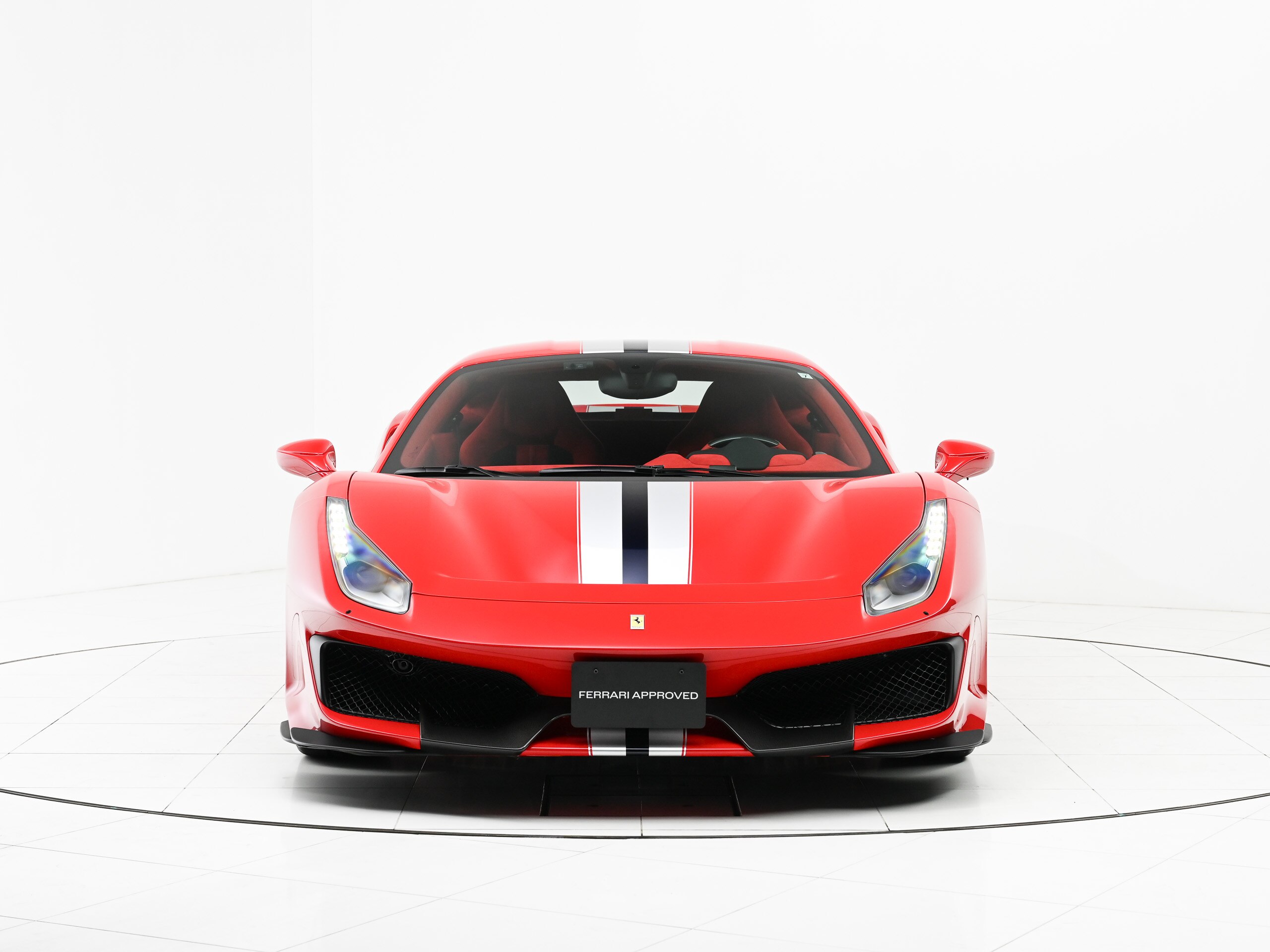 Ferrari 488 Pista (photo: 1)