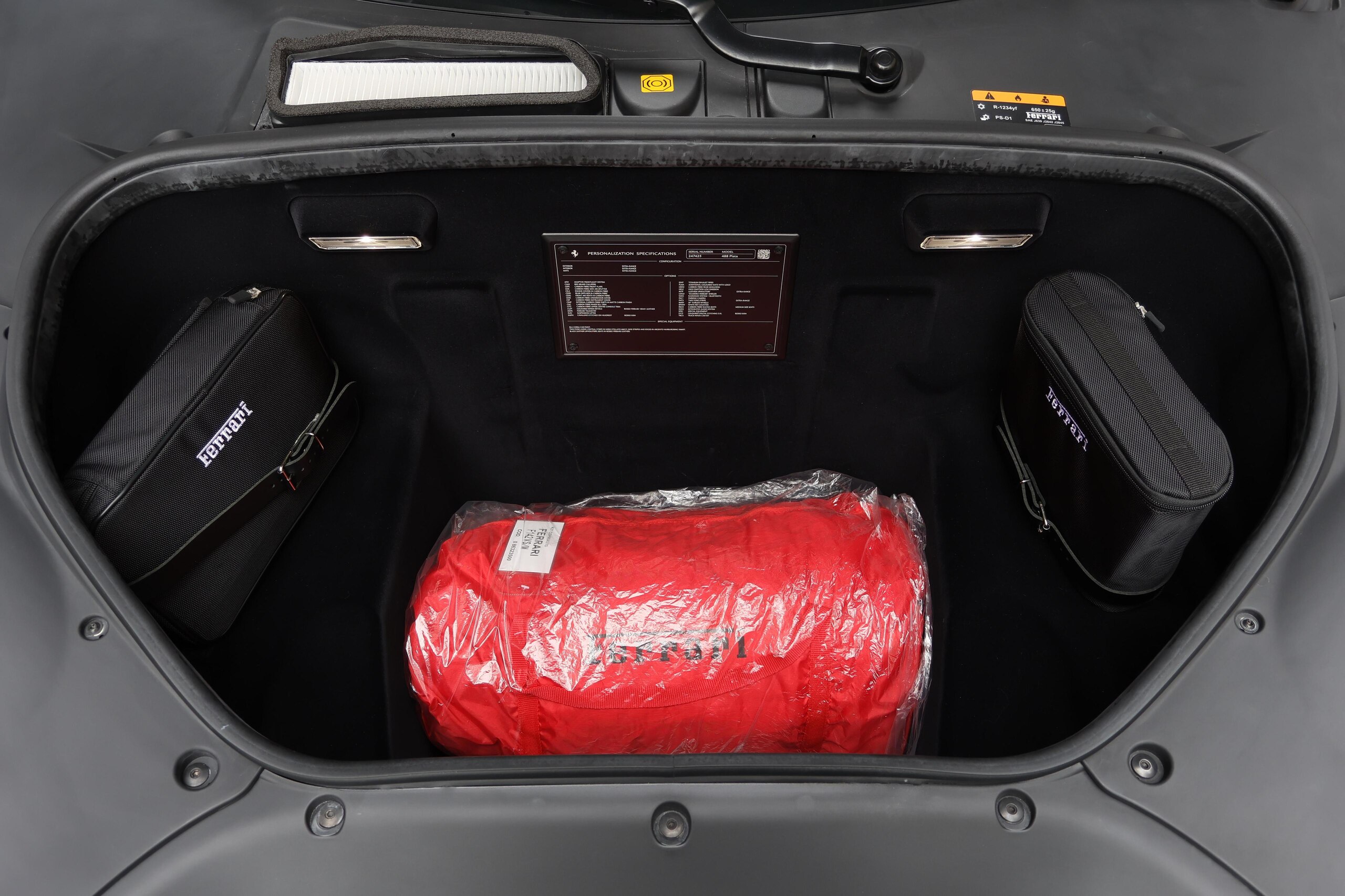 Ferrari 488 Pista (photo: 18)