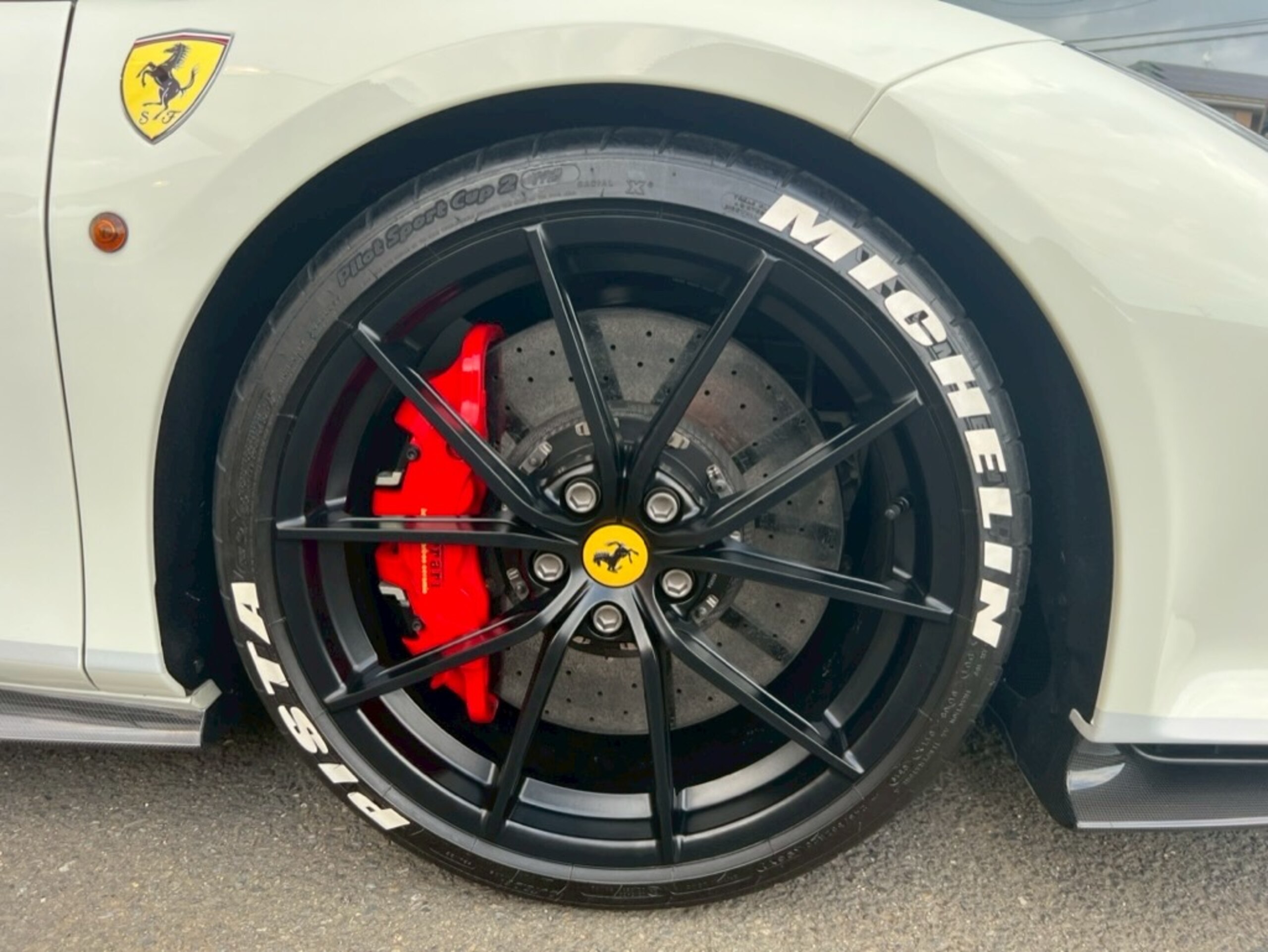 Ferrari 488 Pista (photo: 19)