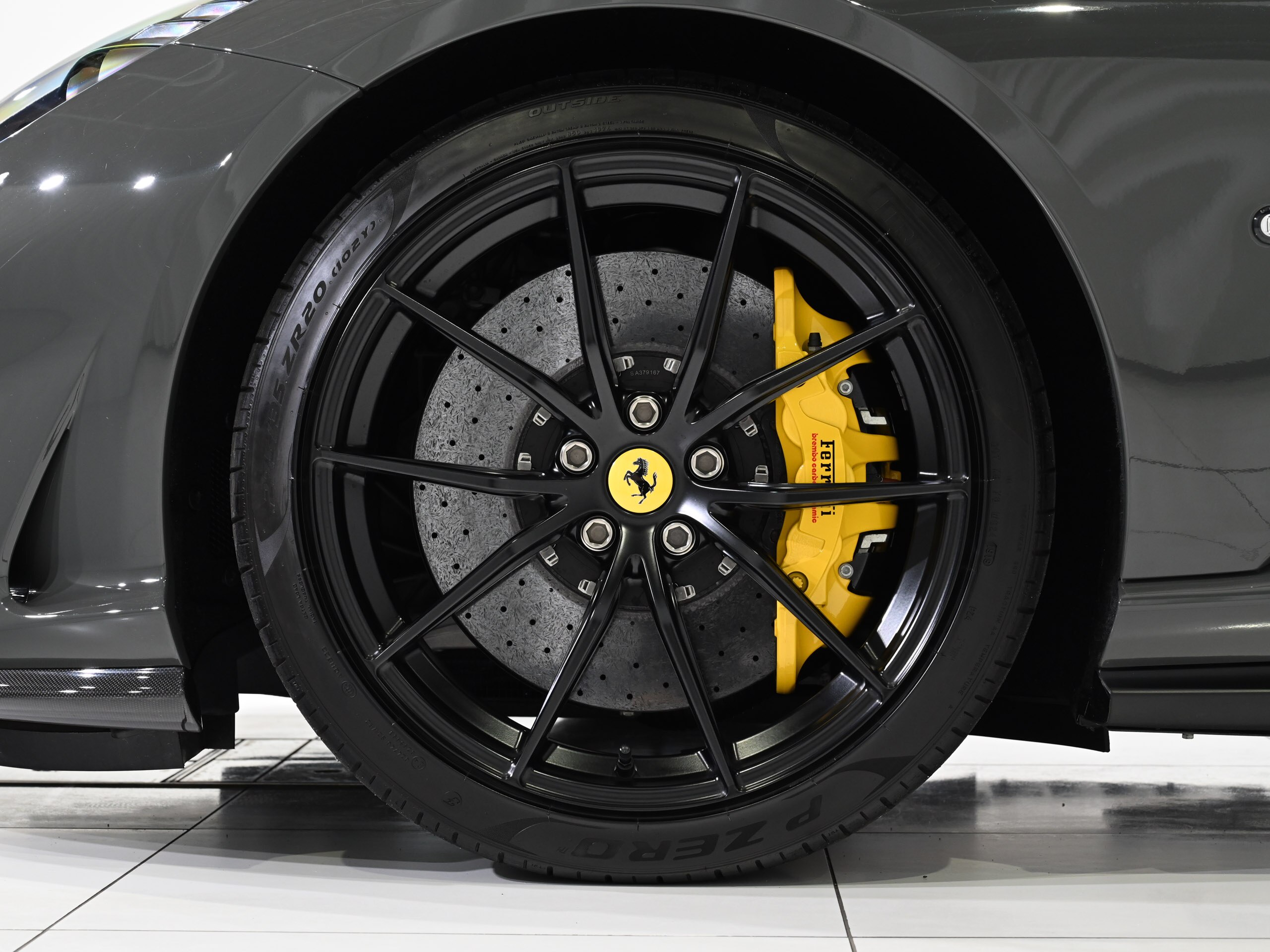 Ferrari 812 Superfast (photo: 16)