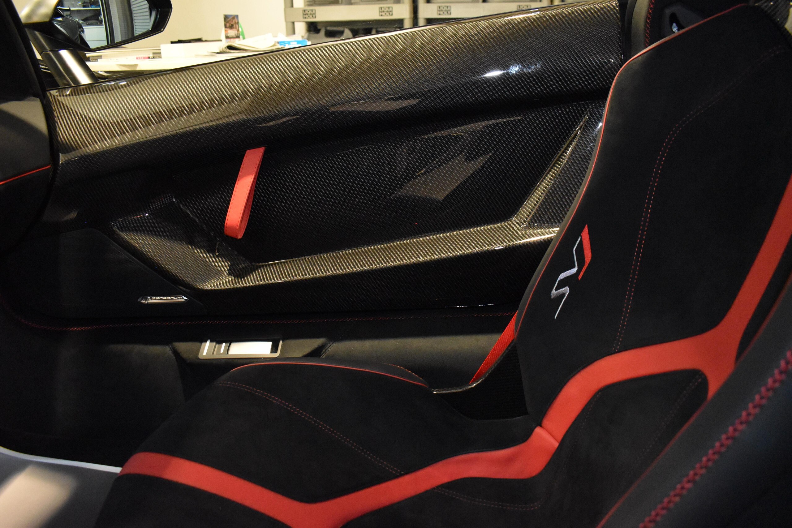 Lamborghini Aventador SVJ (photo: 13)