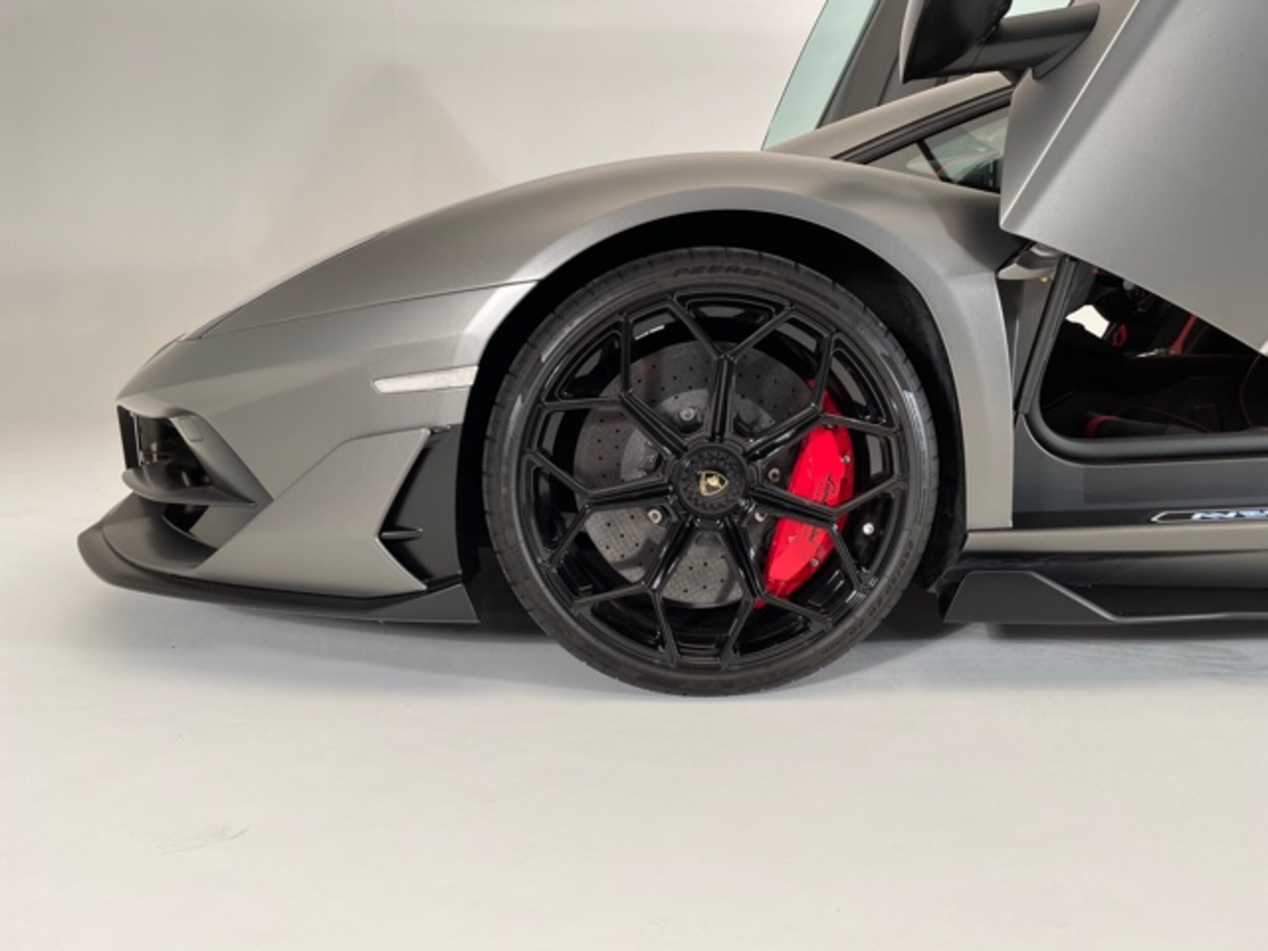 Lamborghini Aventador SVJ (photo: 8)