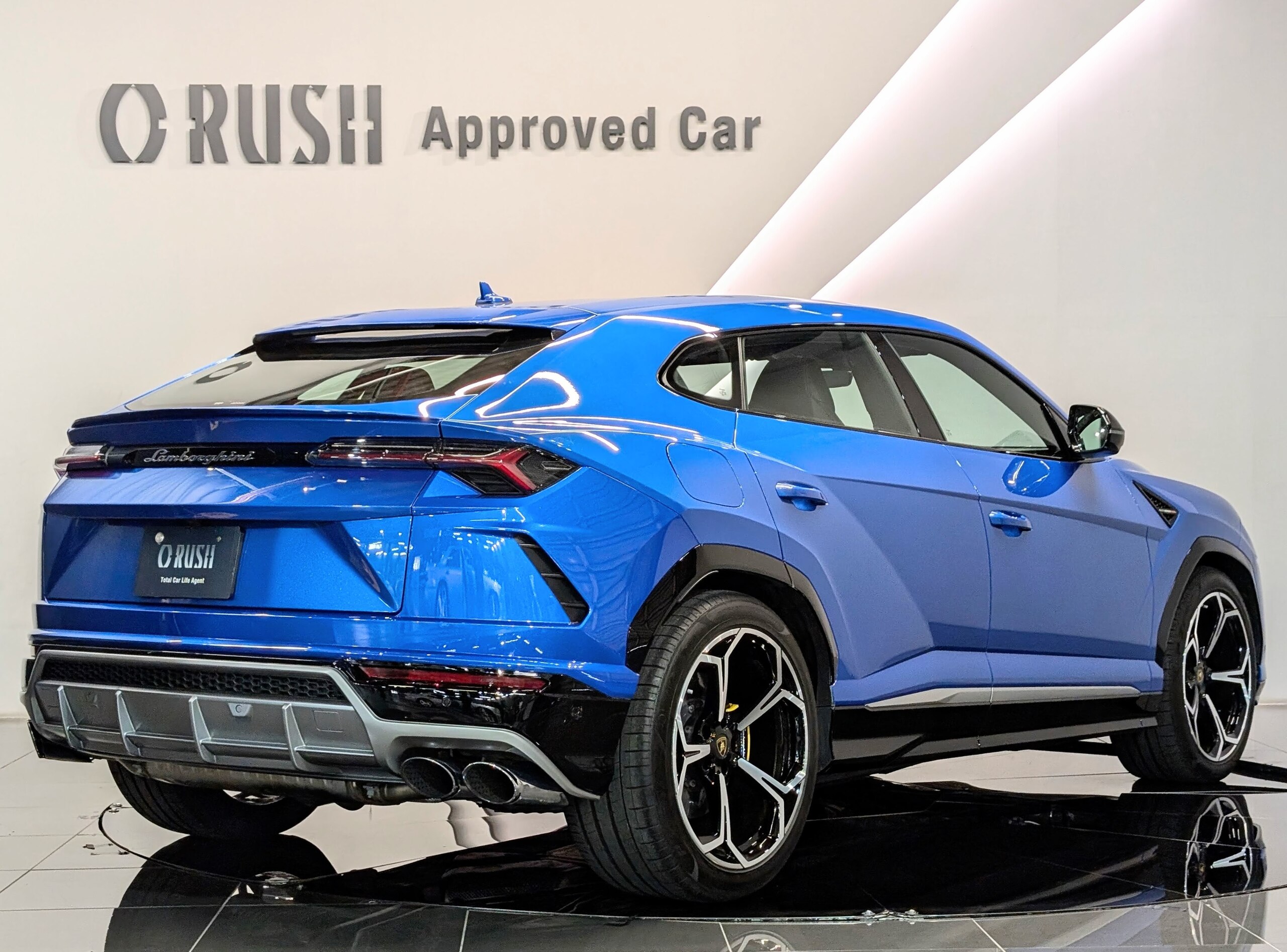 Lamborghini Urus (photo: 4)