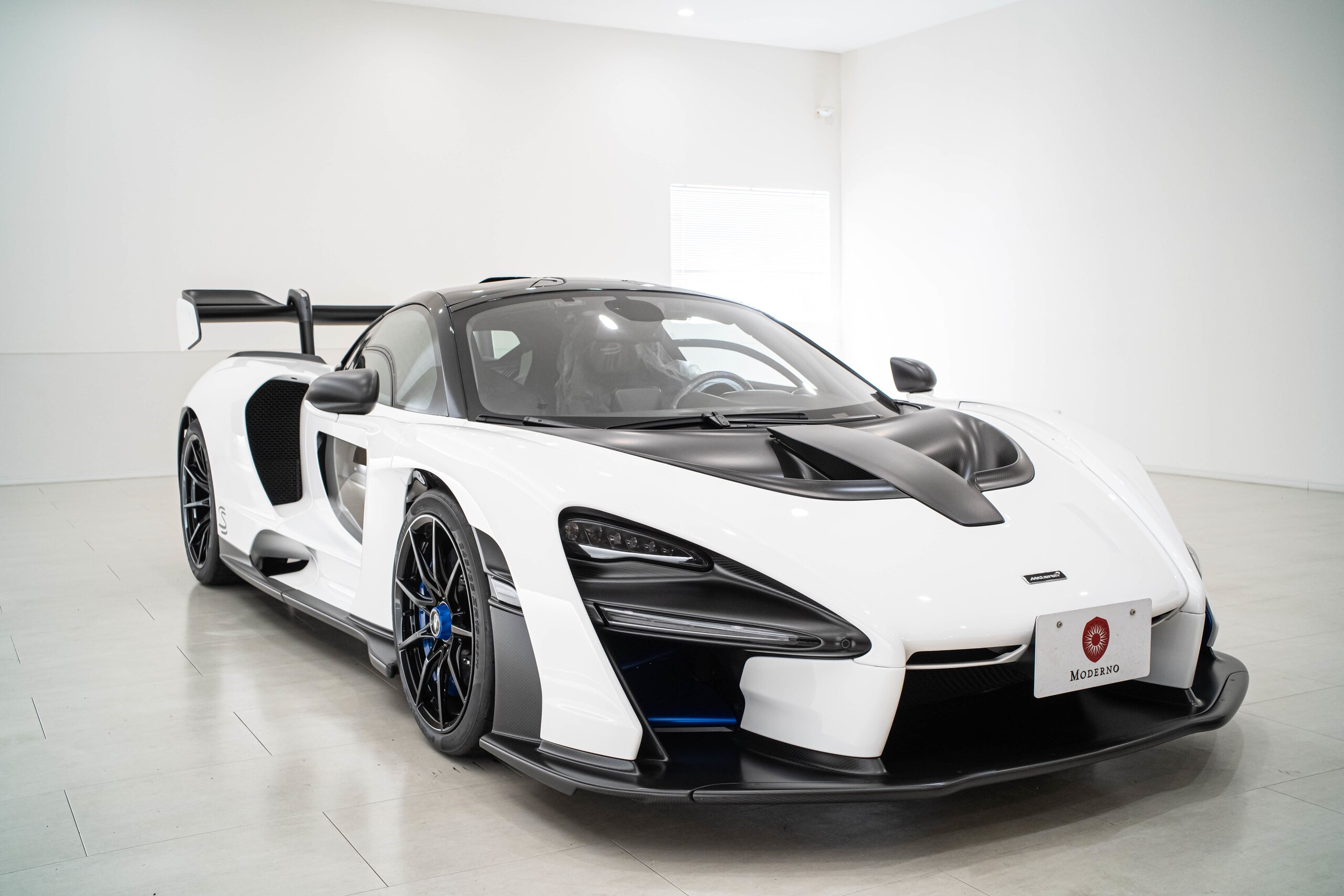 McLaren Senna (photo: 2)