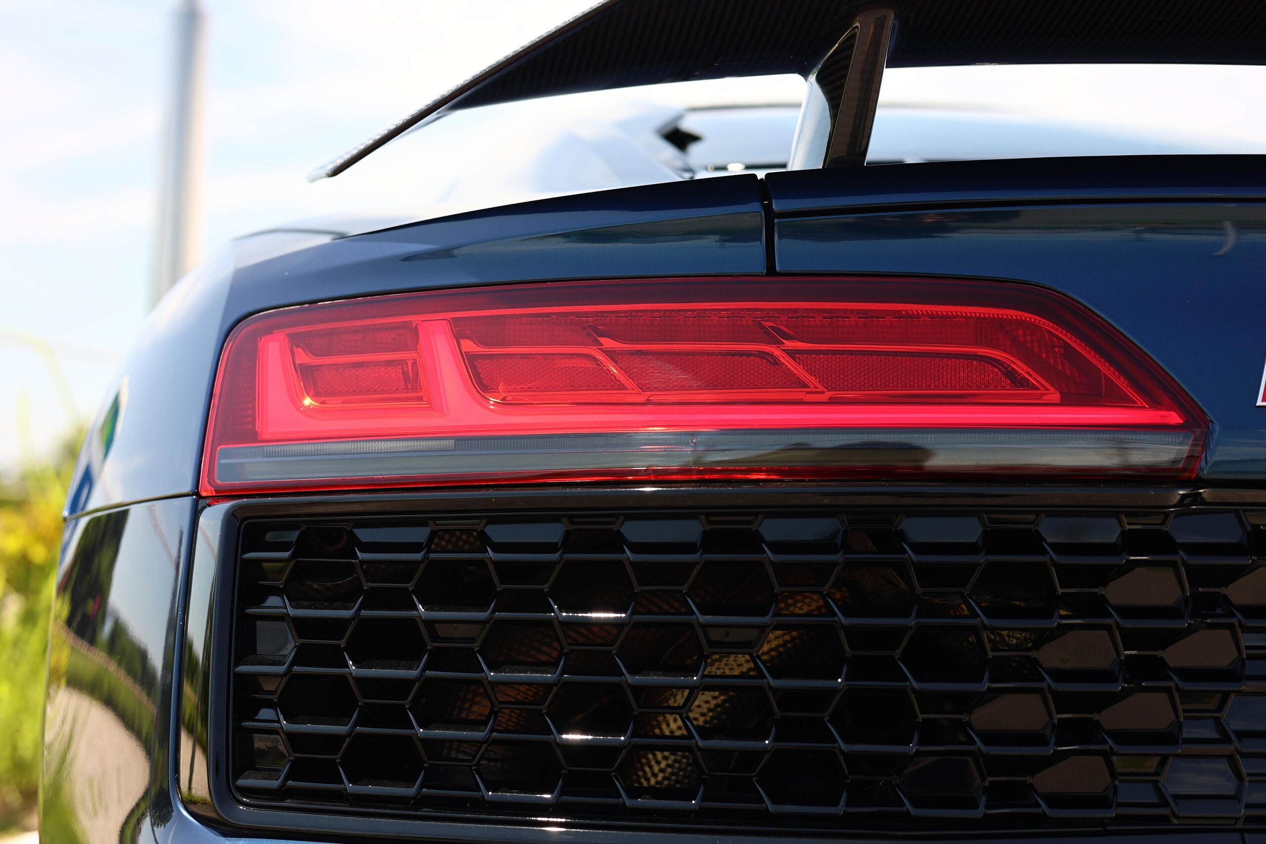 Audi R8 5.2 FSI Quattro (photo: 23)