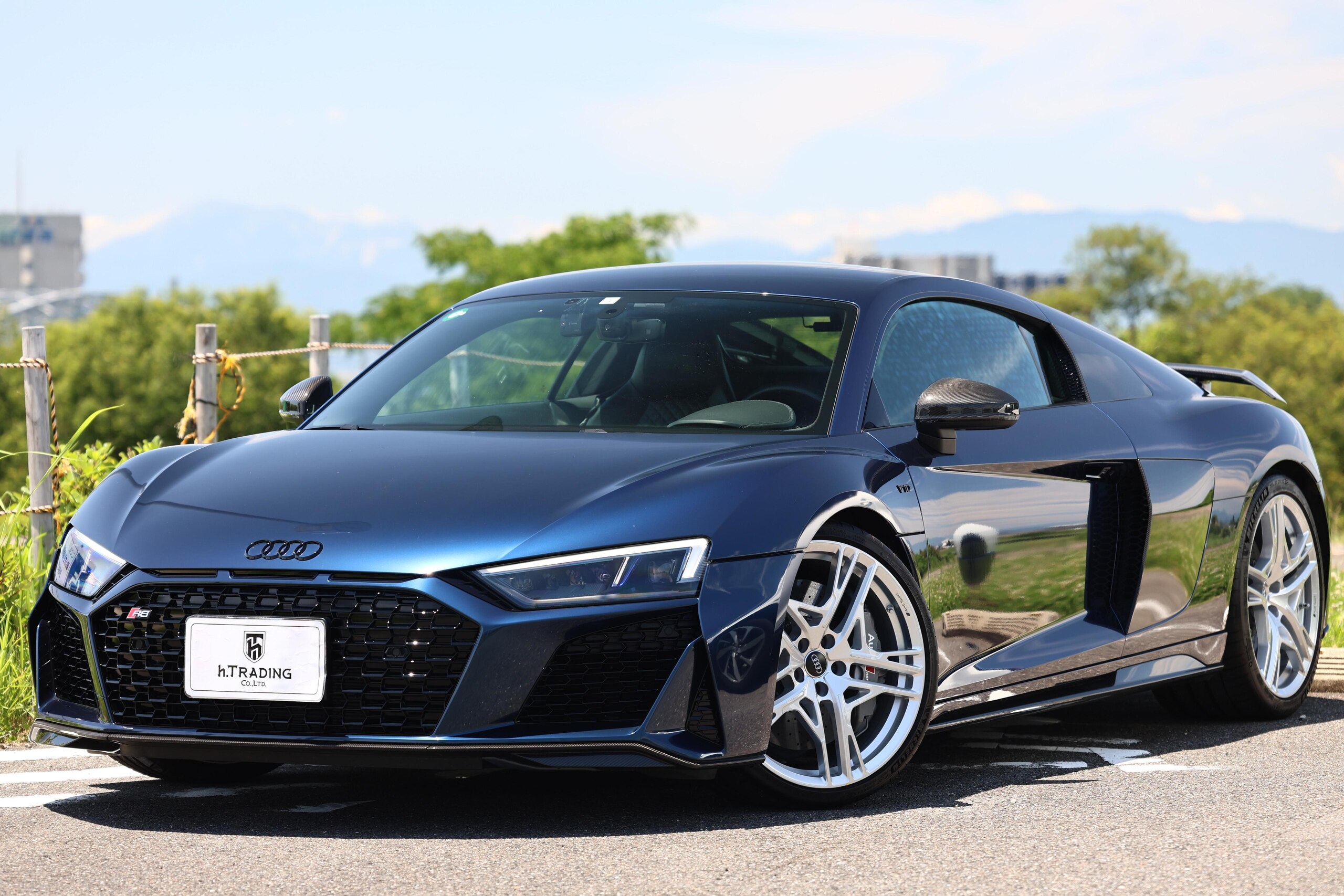 Audi R8 5.2 FSI Quattro (photo: 2)