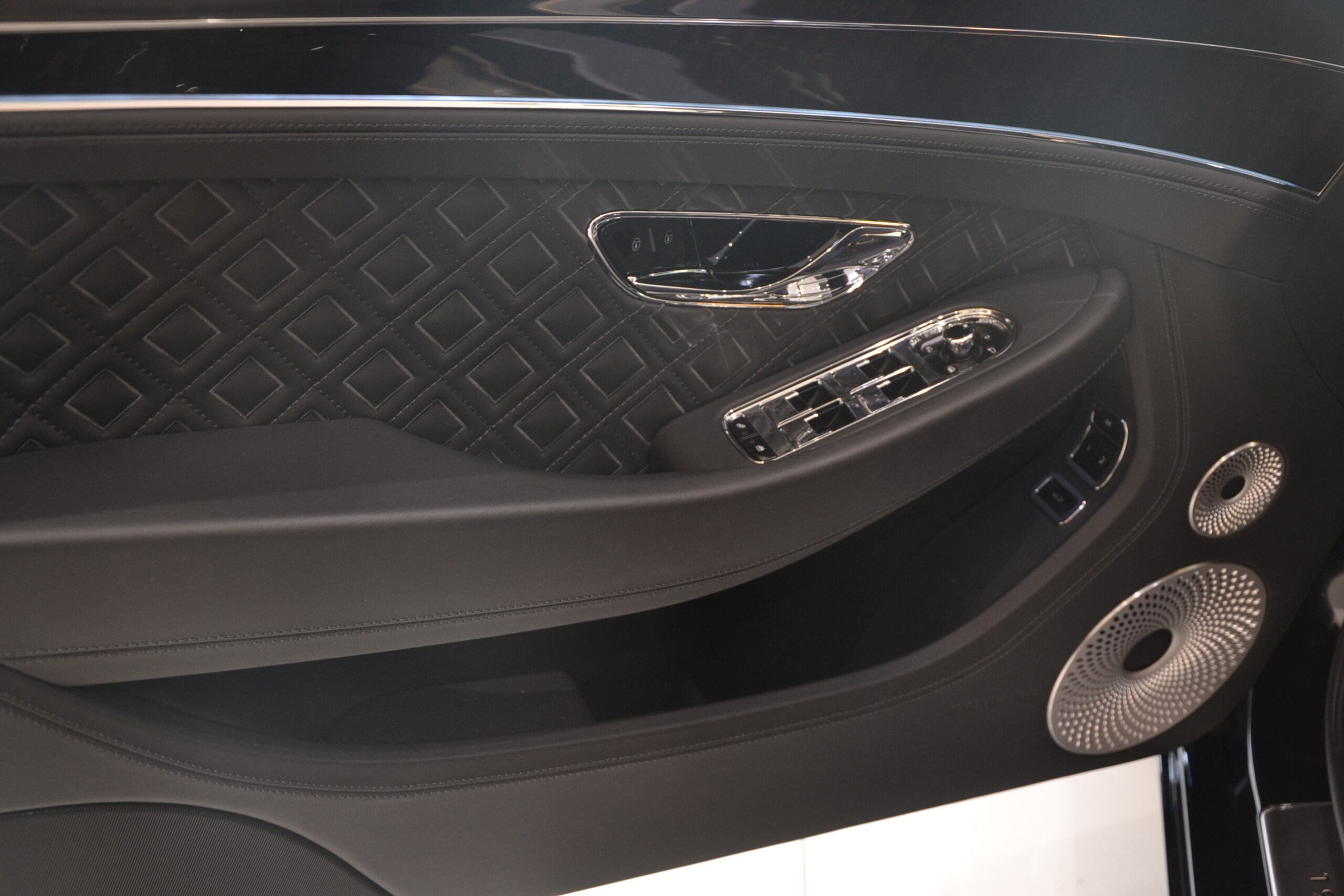 Bentley Continental GT 6.0 (photo: 6)
