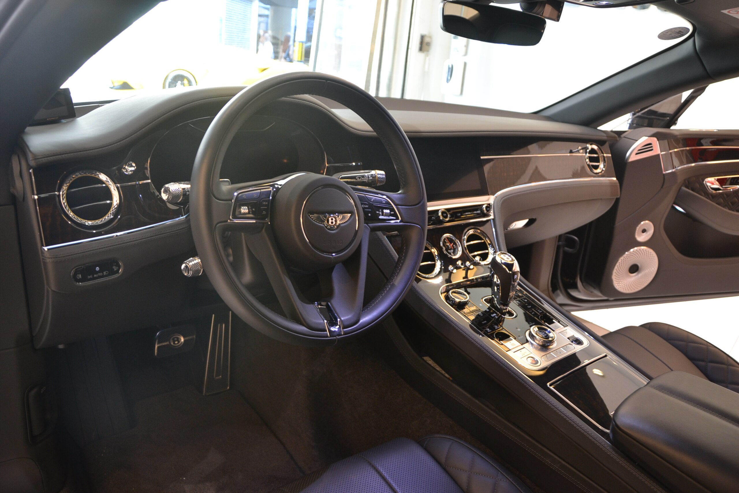 Bentley Continental GT 6.0 (photo: 7)