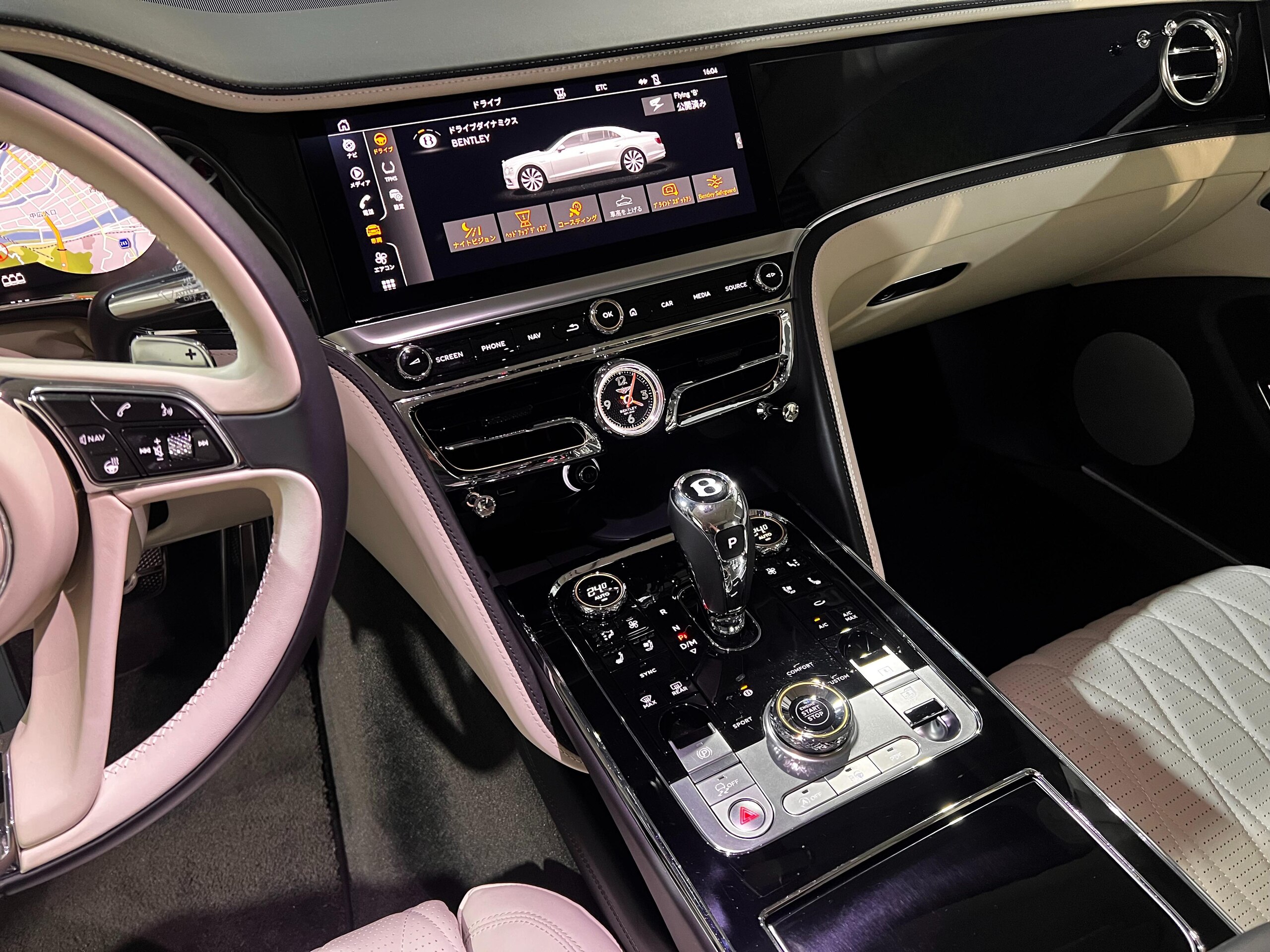 Bentley Flying Spur (photo: 11)