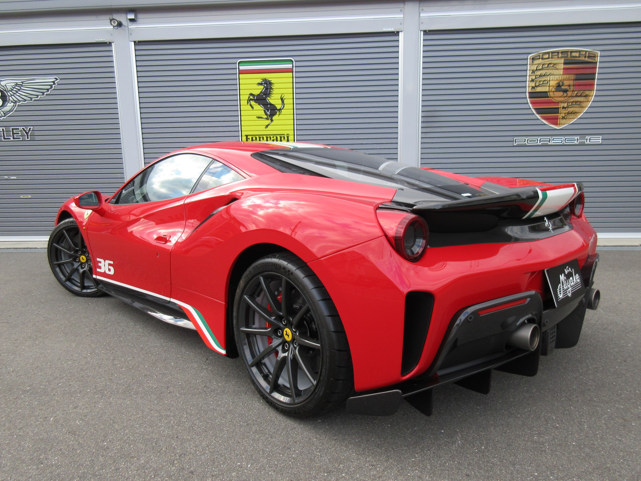 Ferrari 488 Pista Piloti (photo: 5)