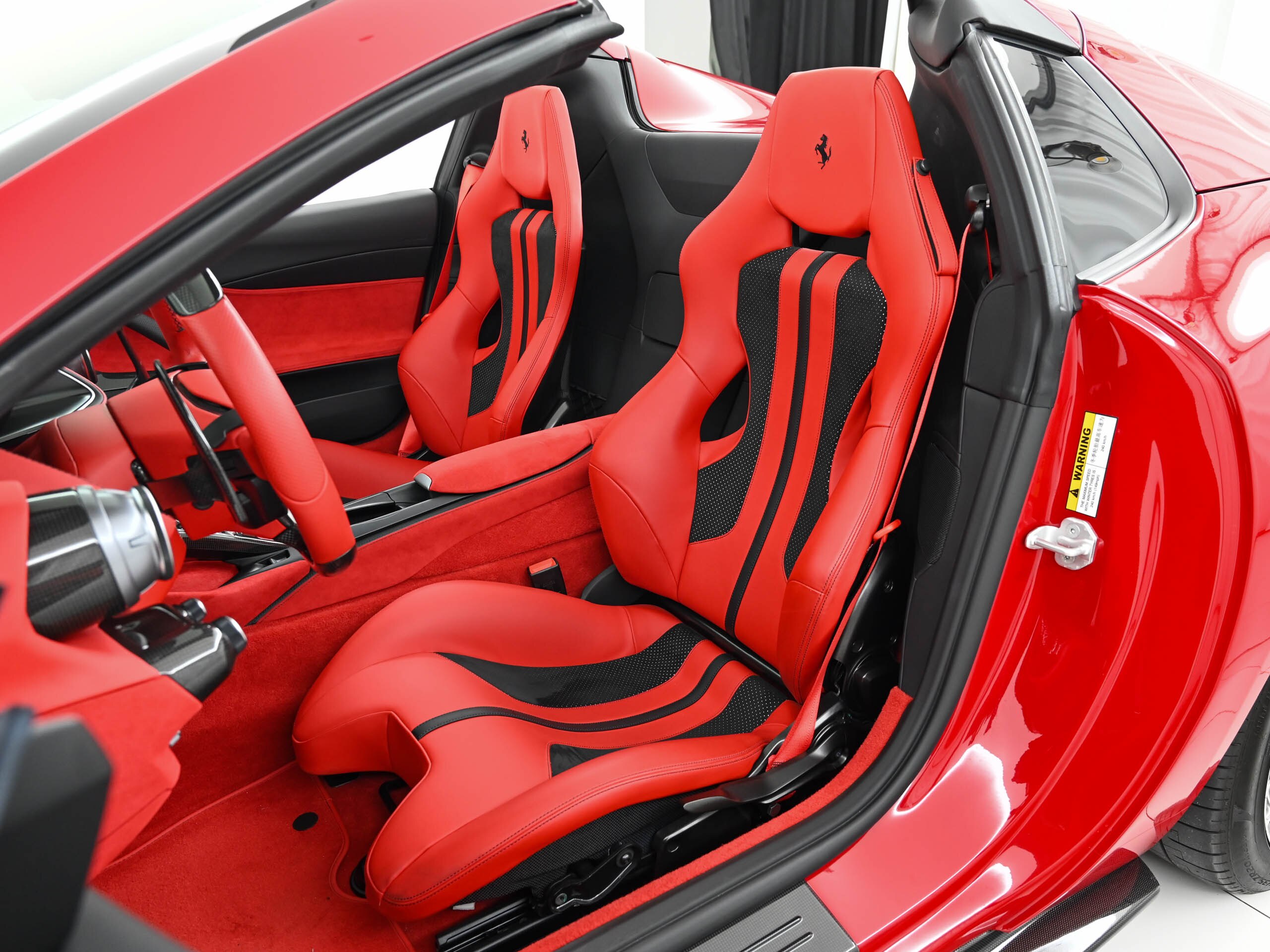 Ferrari 812GTS (photo: 6)