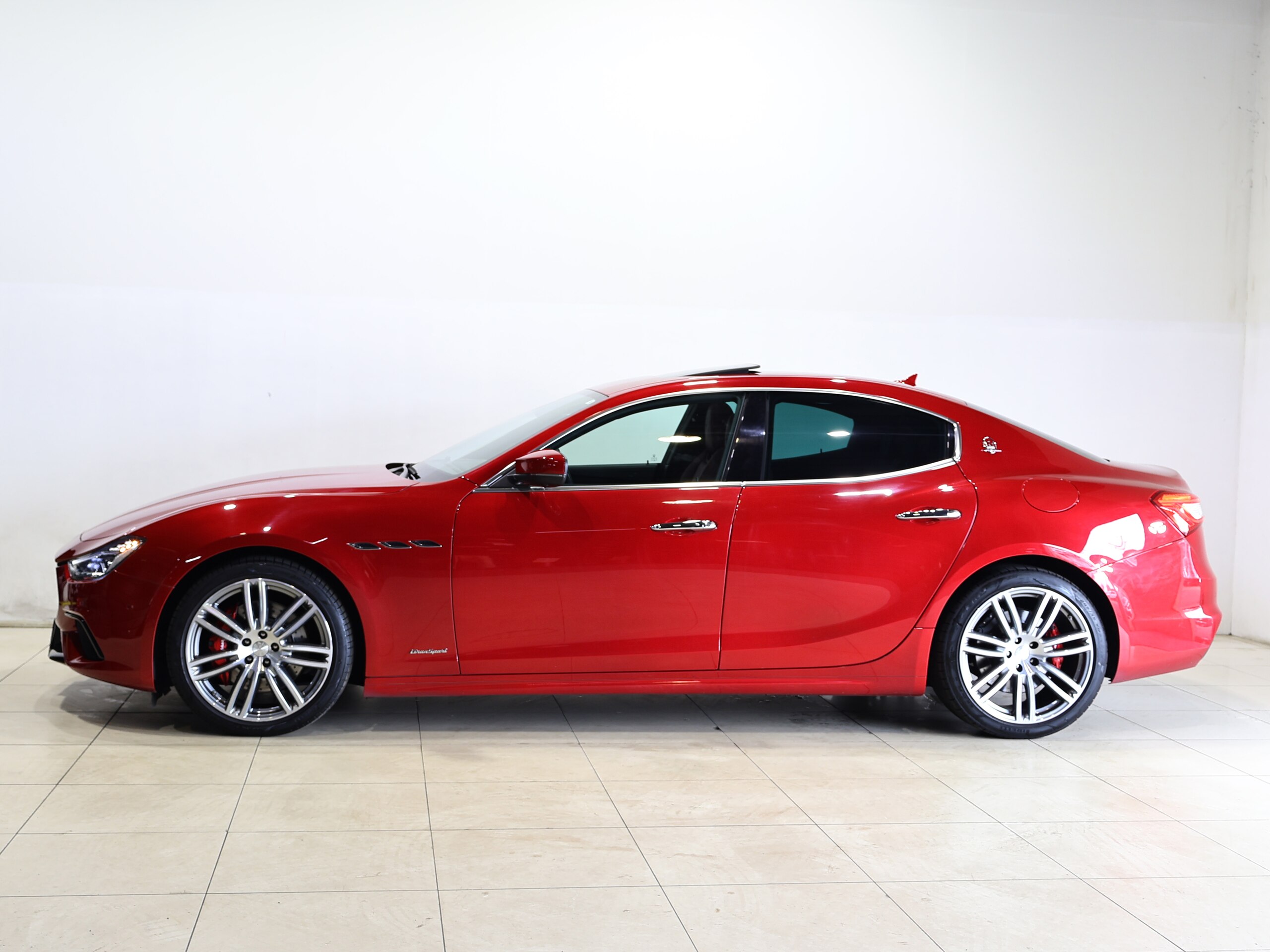Maserati Ghibli S Q4 (photo: 4)