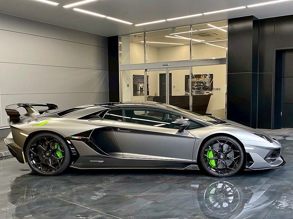 Lamborghini Aventador SVJ Roadster (photo: 6)