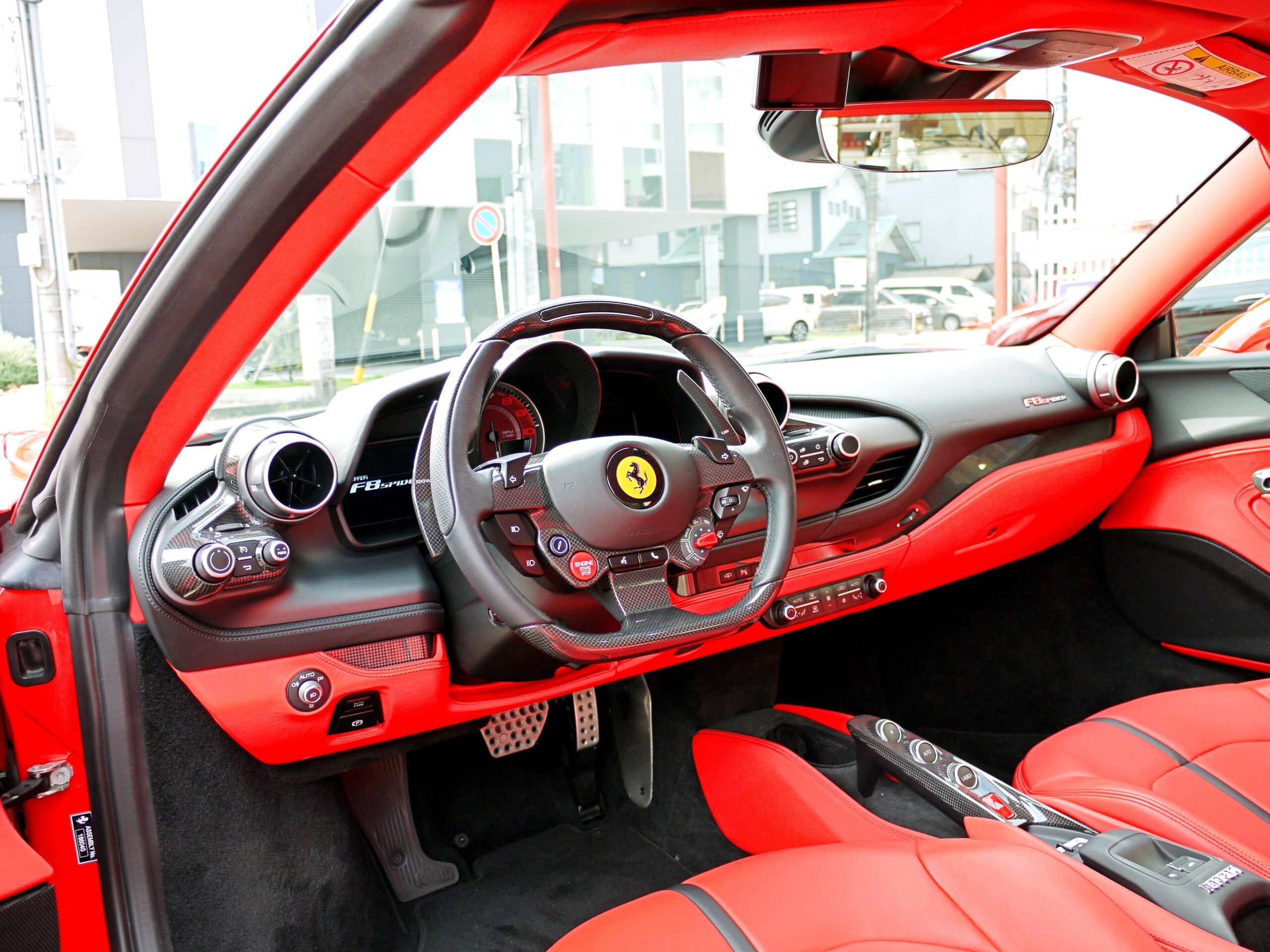 Ferrari F8 Spider (photo: 5)