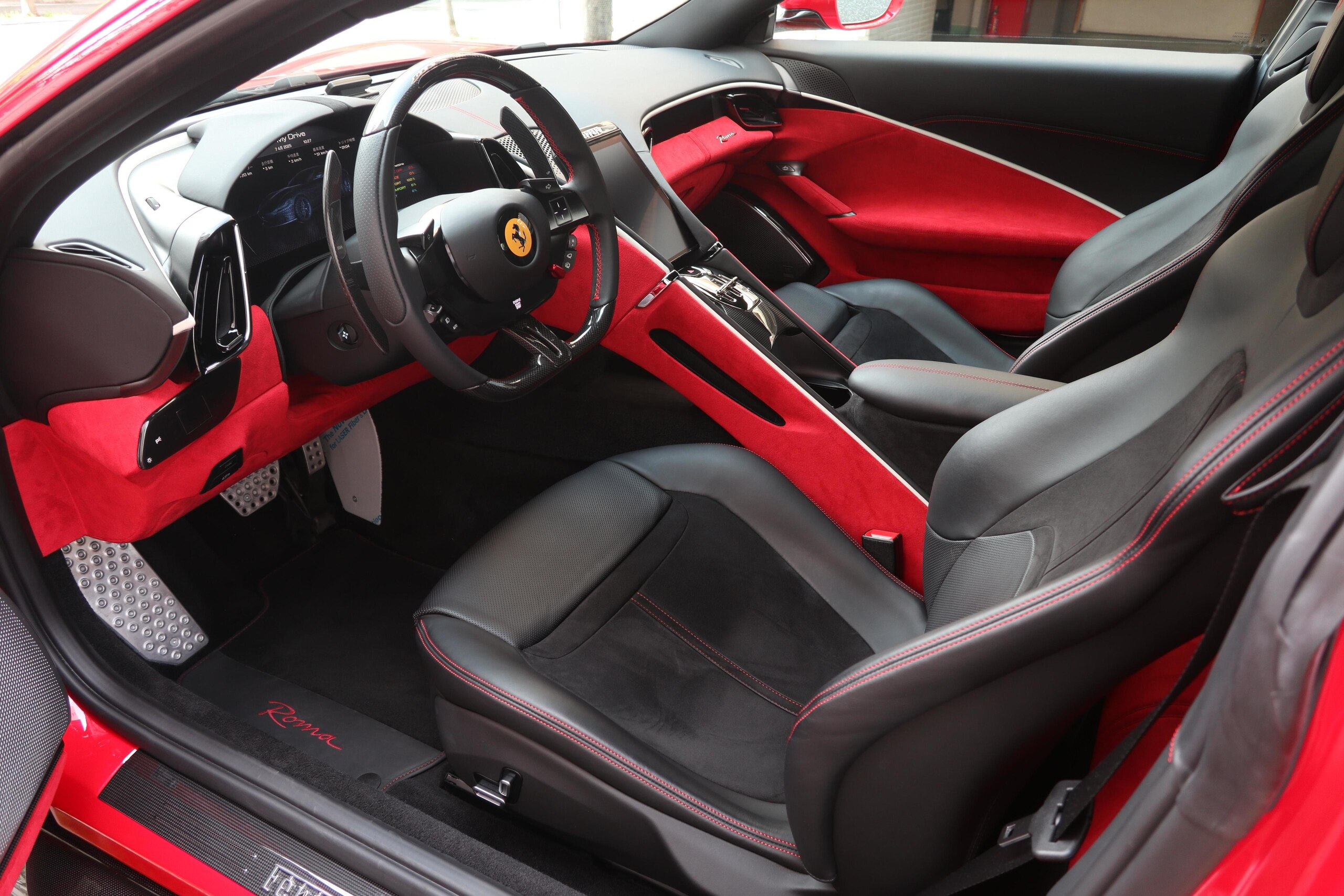 Ferrari Roma (photo: 5)