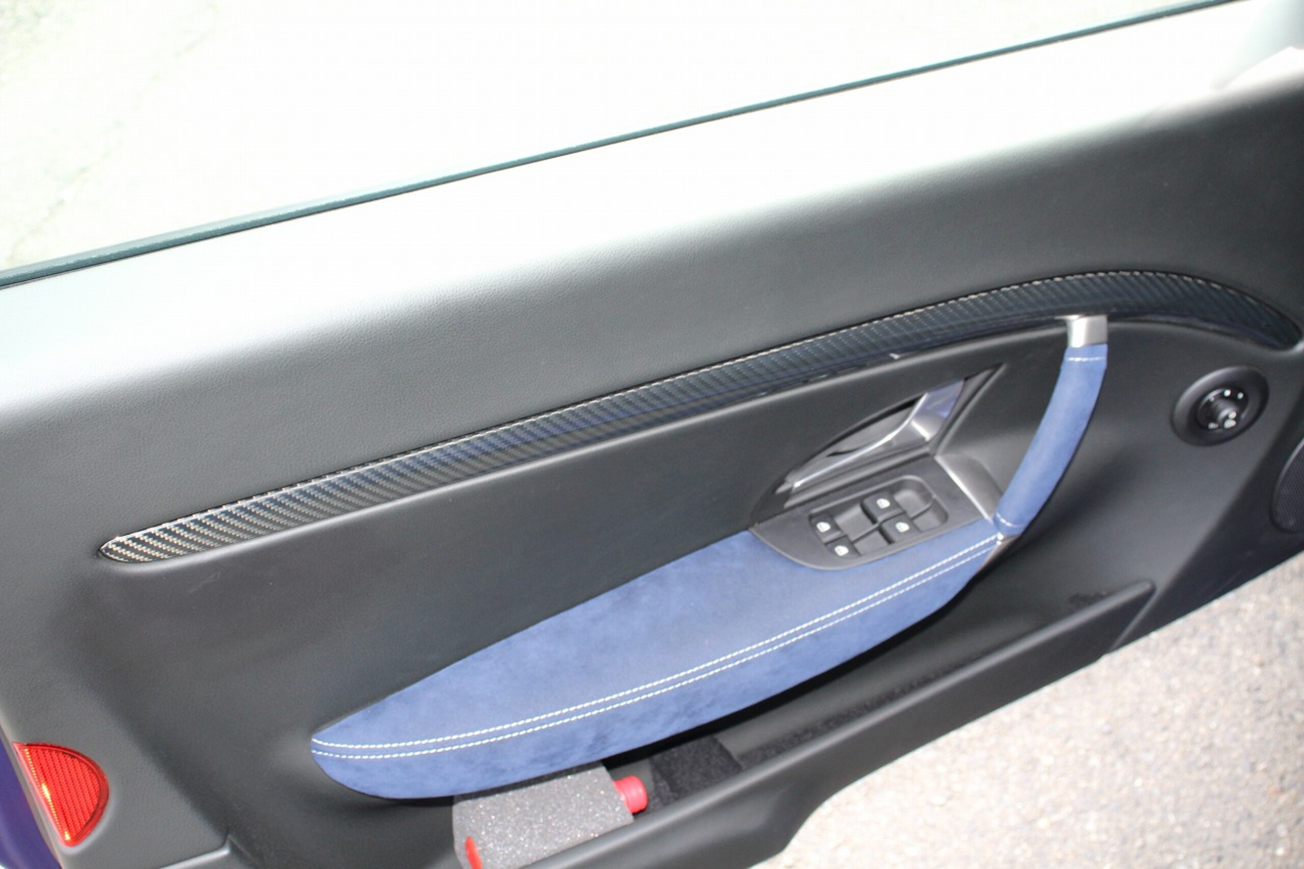 Maserati GranCabrio MC (photo: 11)
