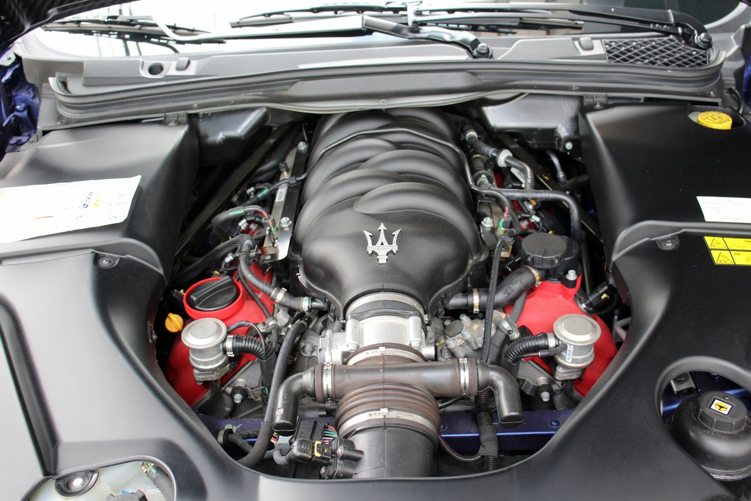 Maserati GranCabrio MC (photo: 24)