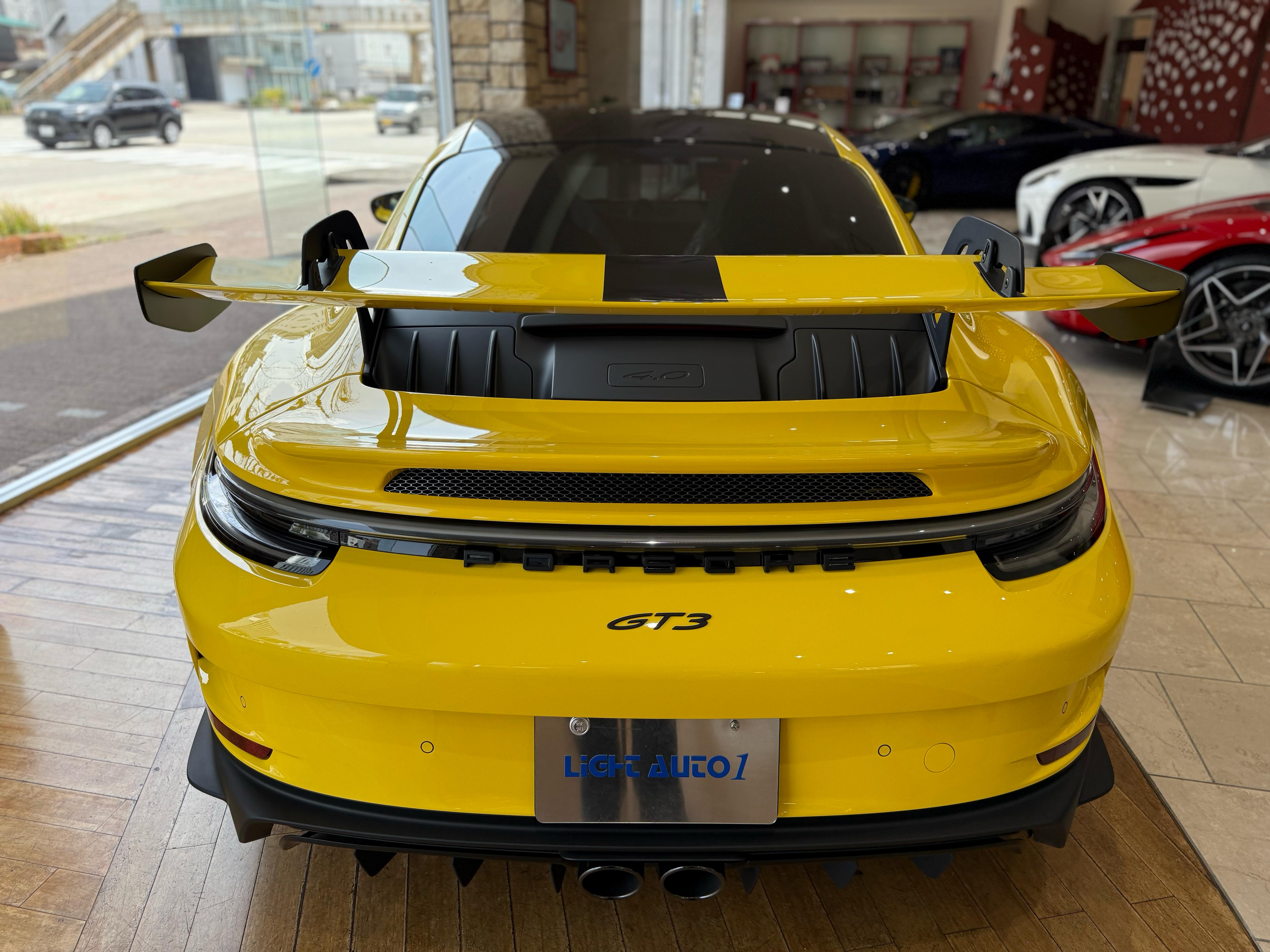 Porsche 911 GT3 (photo: 2)