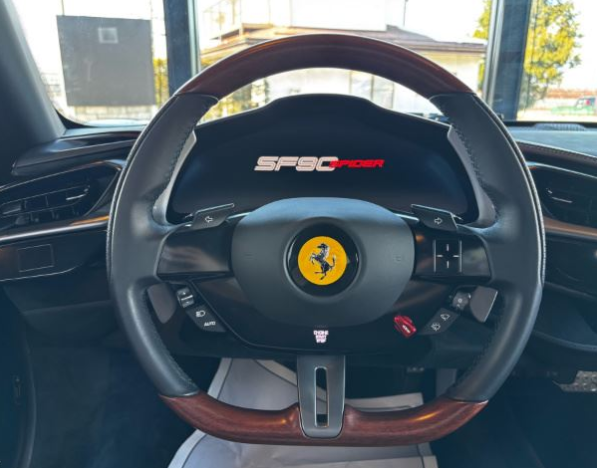 Ferrari SF90 Spider Tailor Made (photo: 9)
