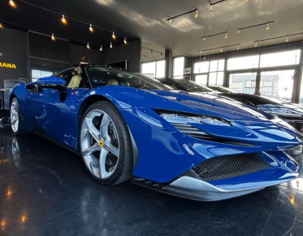 Ferrari SF90 Spider Tailor Made (photo: 1)