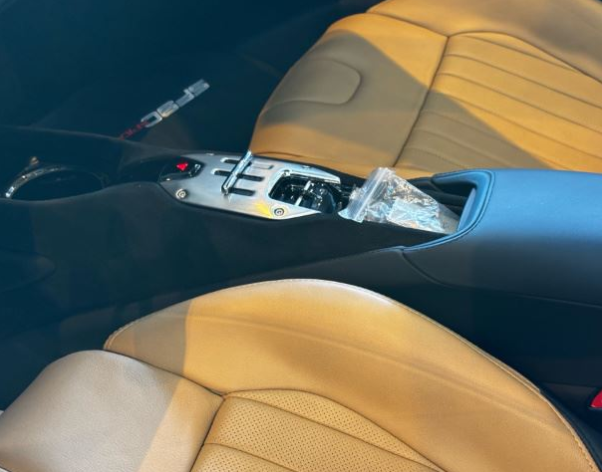 Ferrari SF90 Spider Tailor Made (photo: 11)