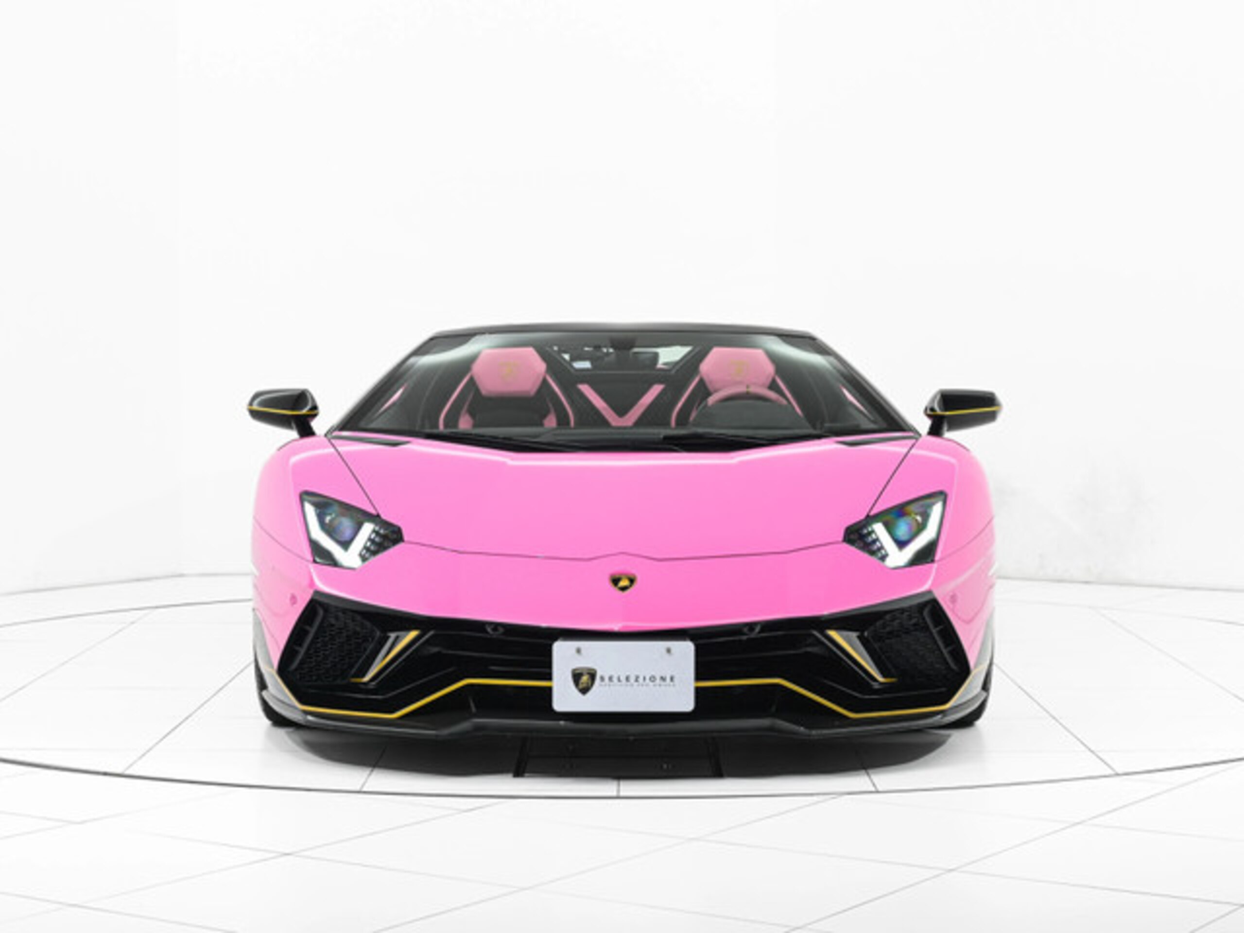 Lamborghini Aventador Roadster LP780-4 Ultimae (photo: 1)