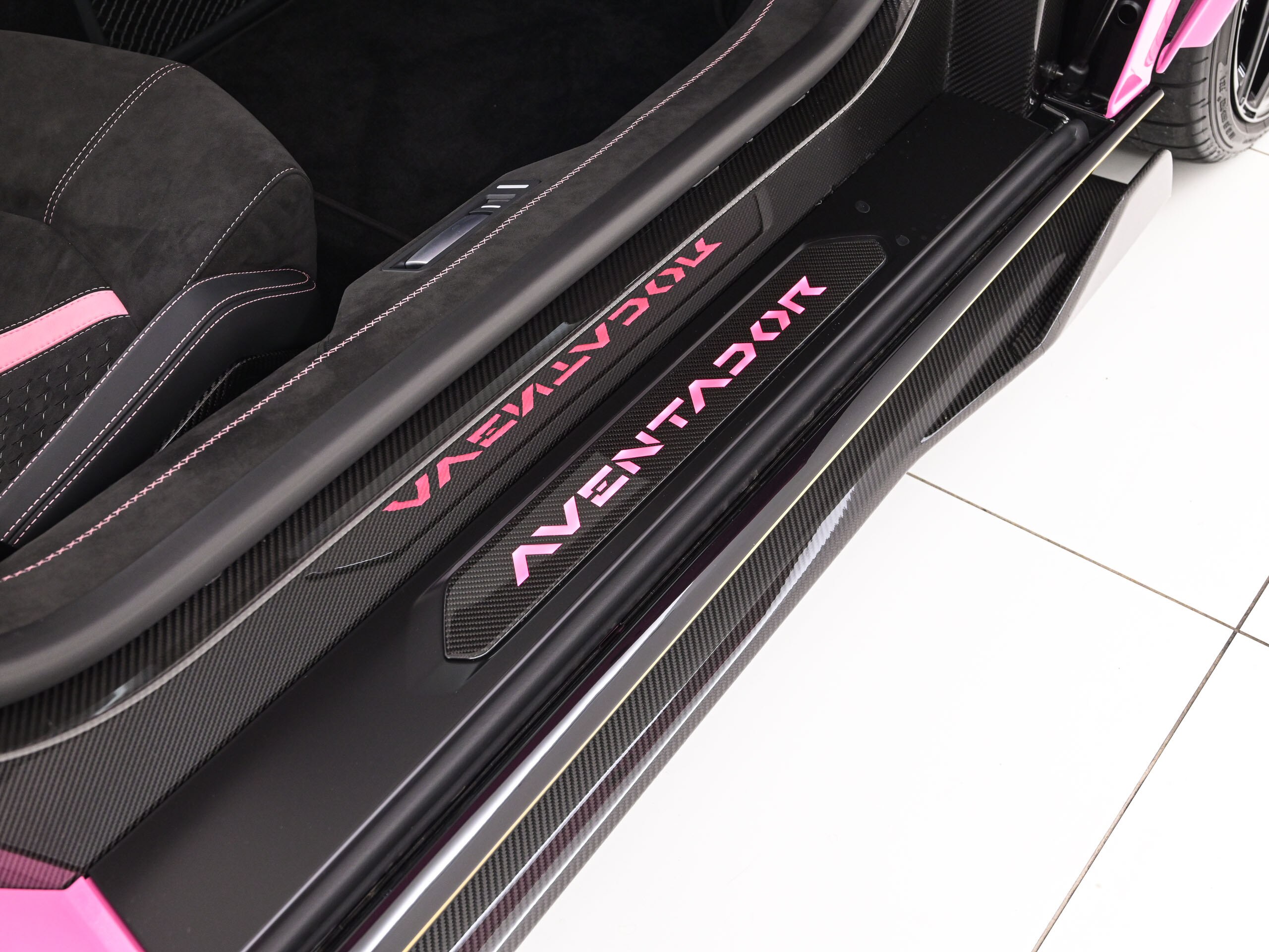 Lamborghini Aventador Roadster LP780-4 Ultimae (photo: 15)