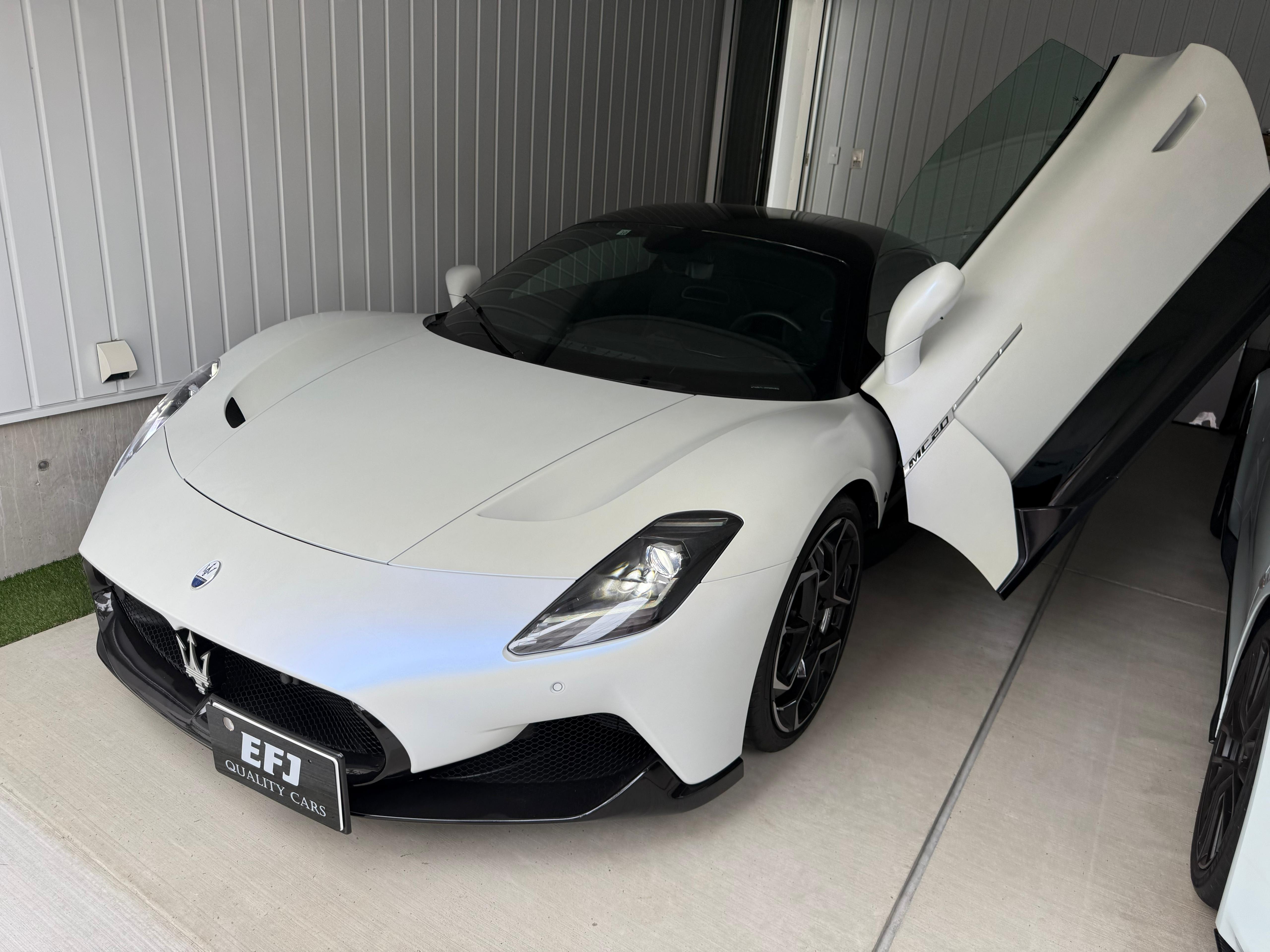 Maserati MC20 (photo: 2)