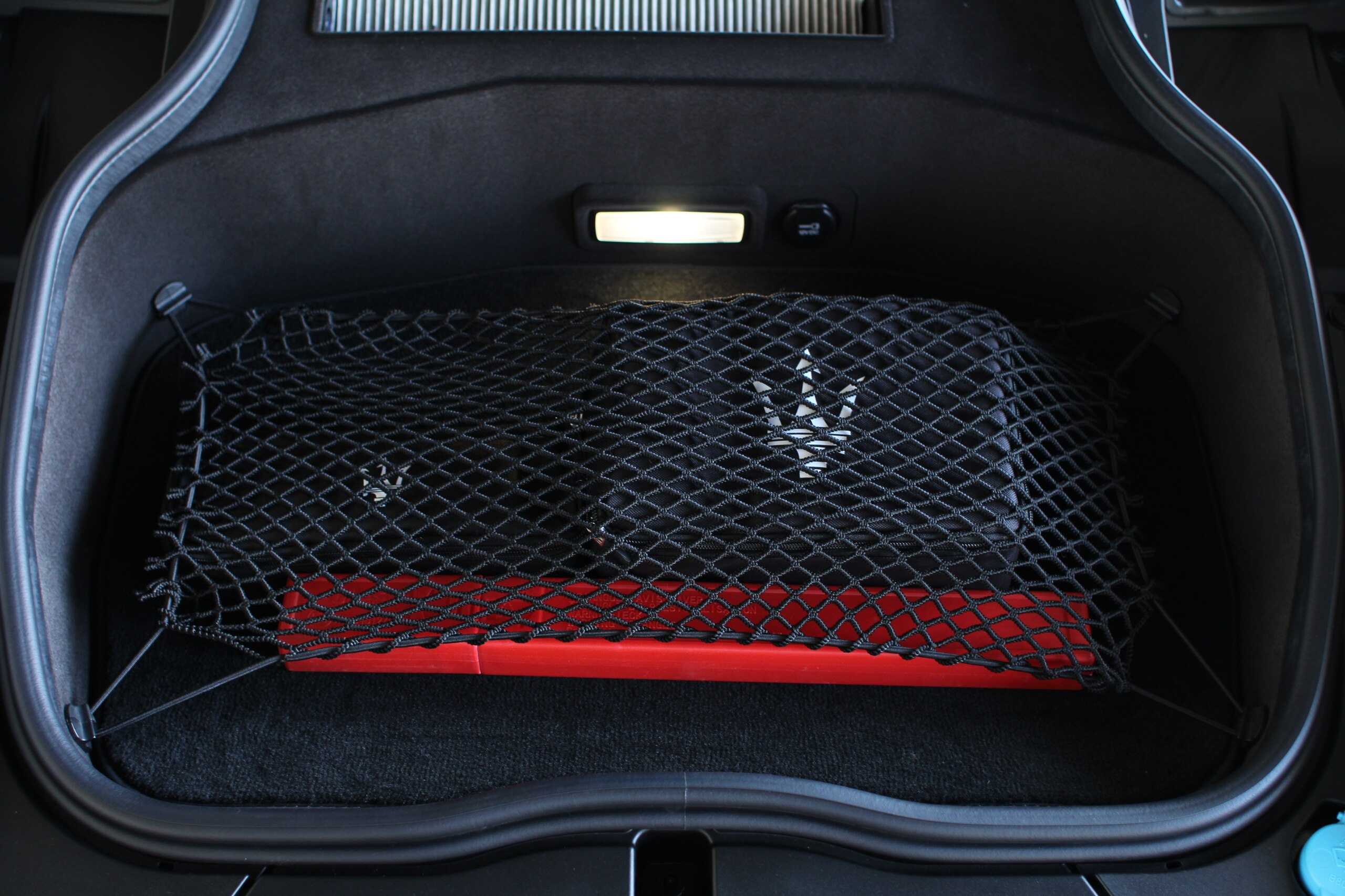 Maserati MC20 (photo: 17)