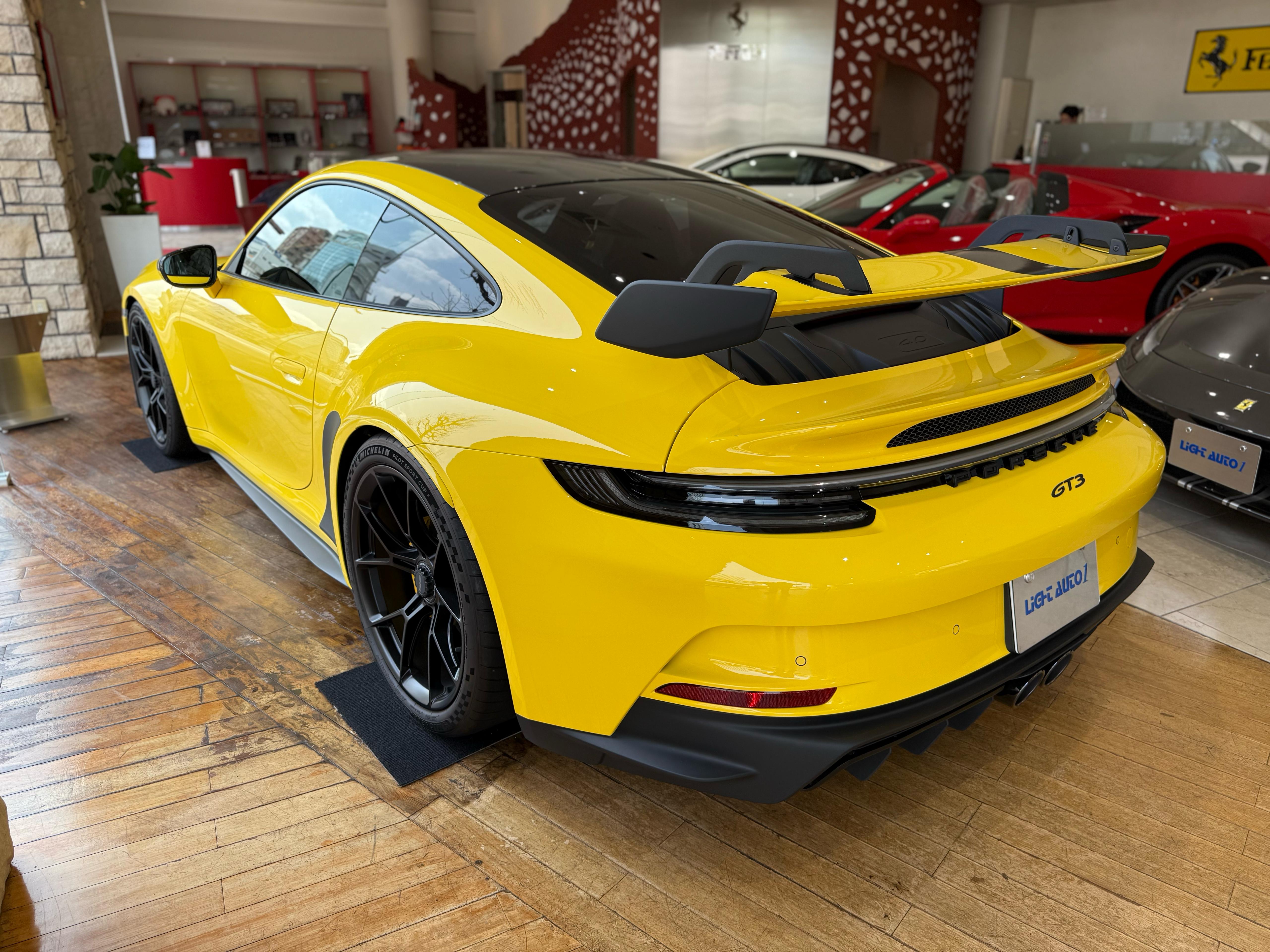 Porsche 911 GT3 (photo: 4)