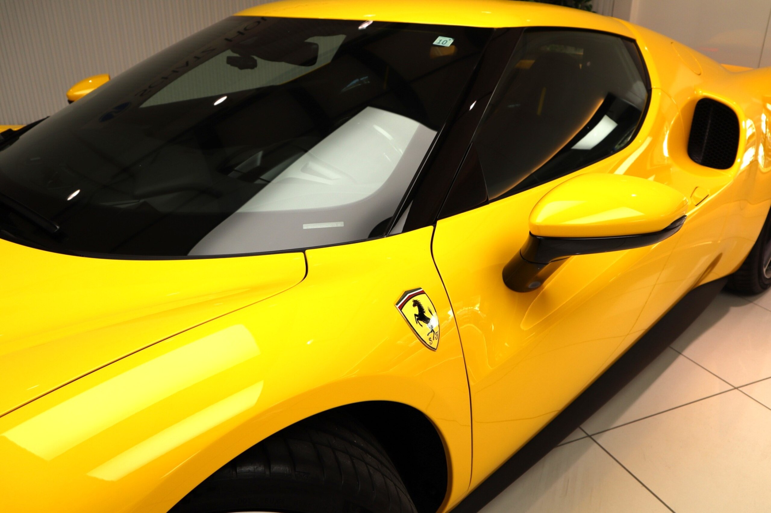 Ferrari 296GTB (photo: 5)