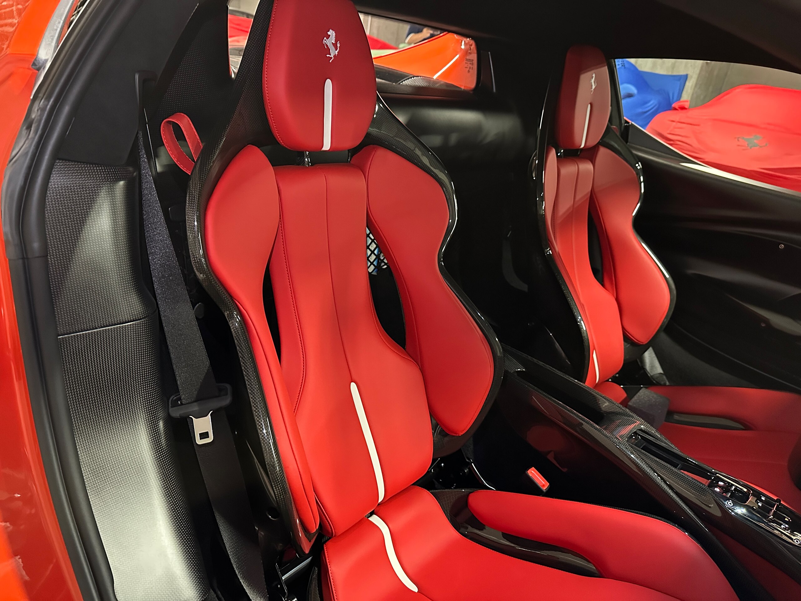 Ferrari 296GTB (photo: 14)
