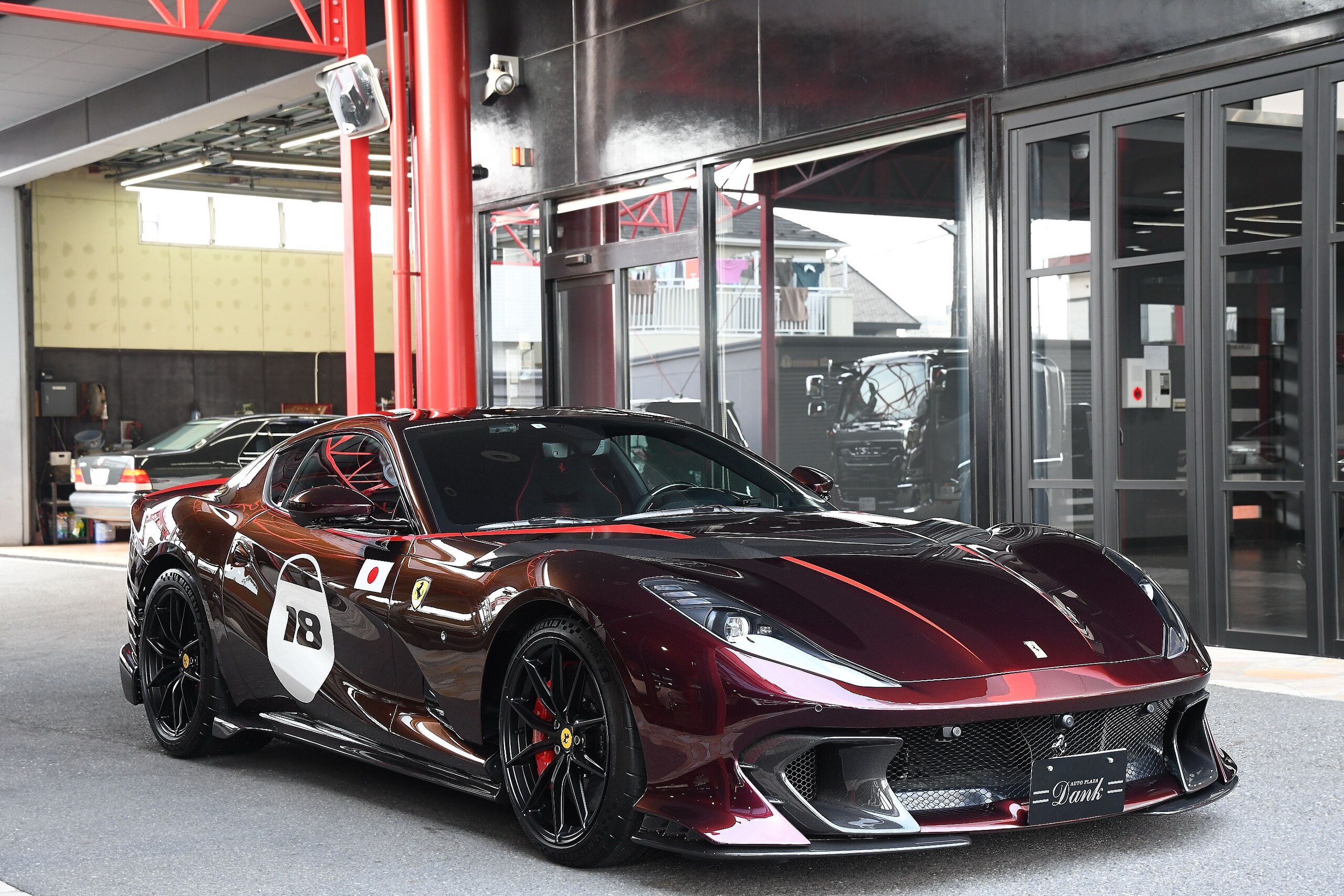 Ferrari Tailor Made 812 Competizione