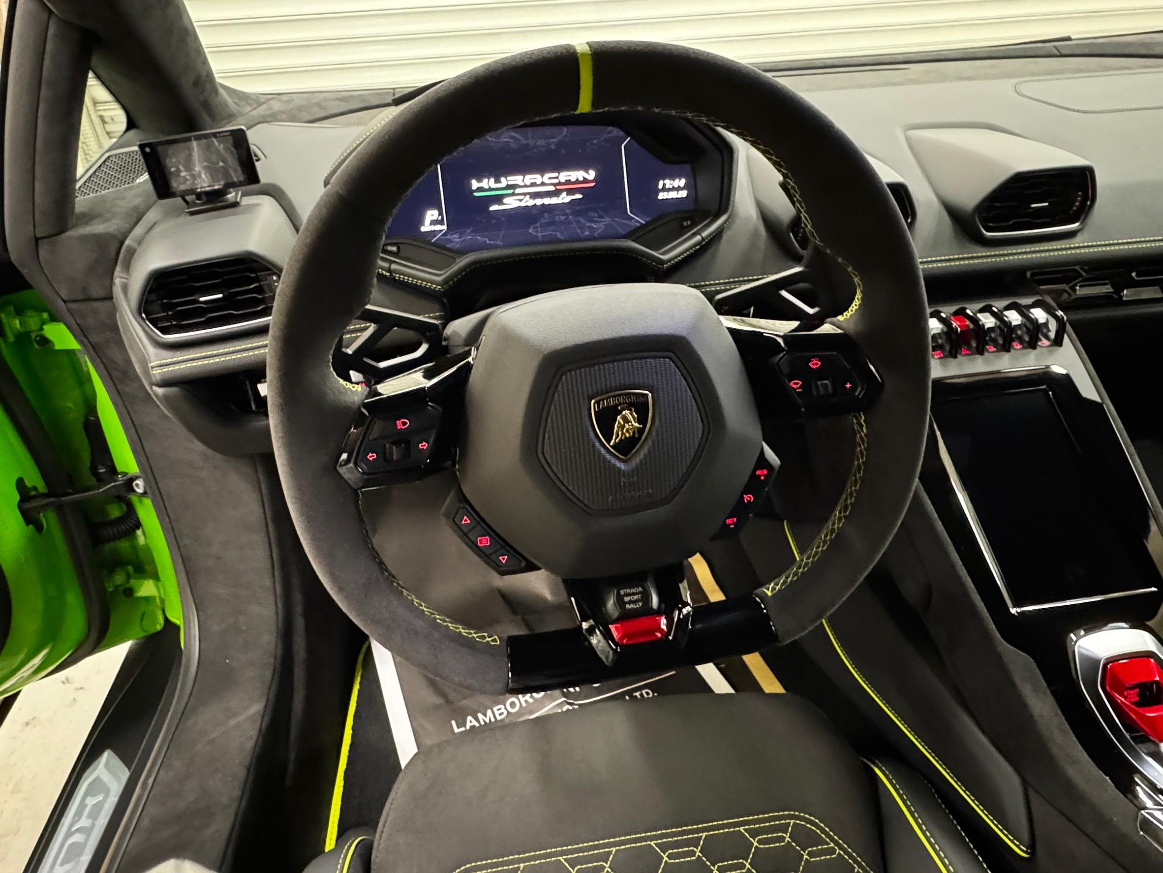 Lamborghini Huracán Sterrato (photo: 12)