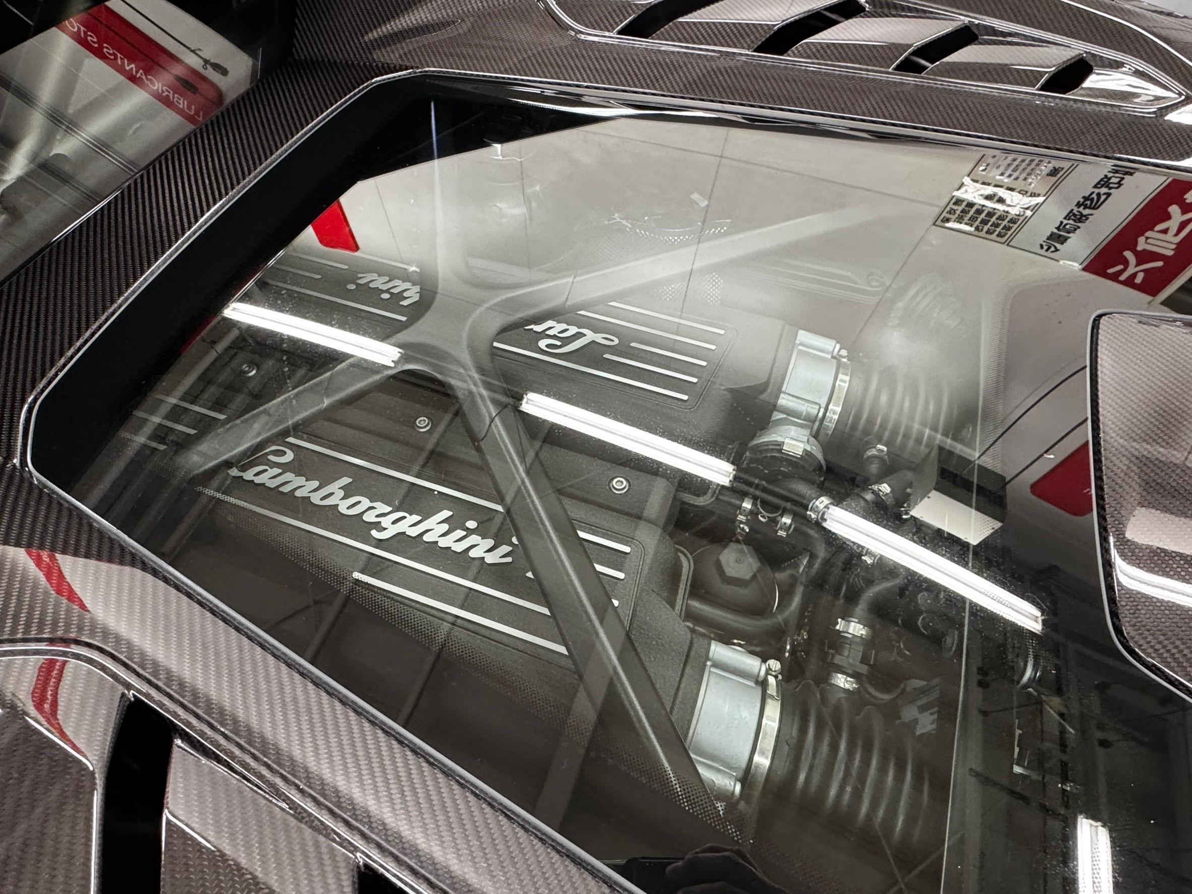 Lamborghini Huracán Tecnica 60th Anniversary Edition (photo: 15)