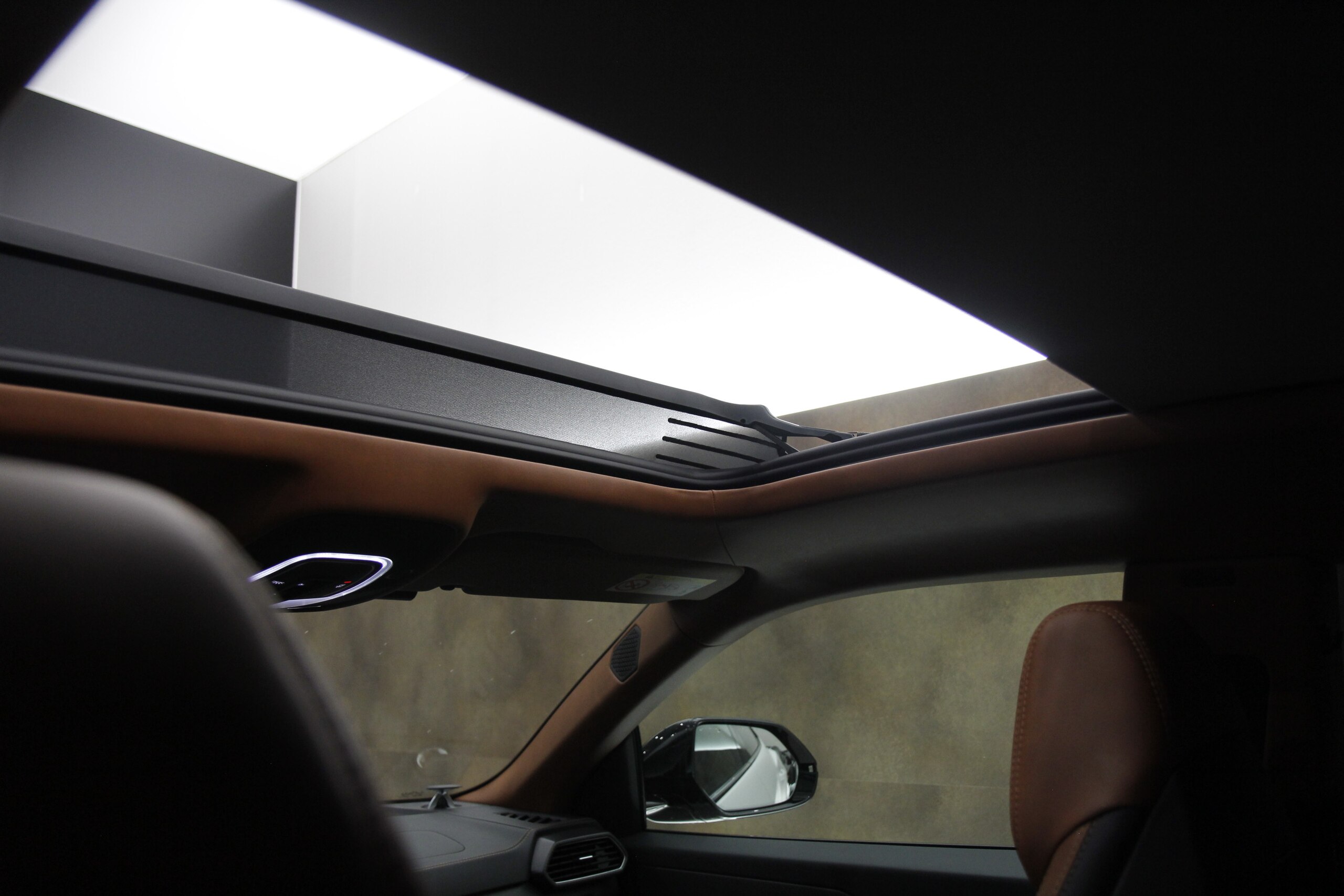Lamborghini Urus (photo: 13)