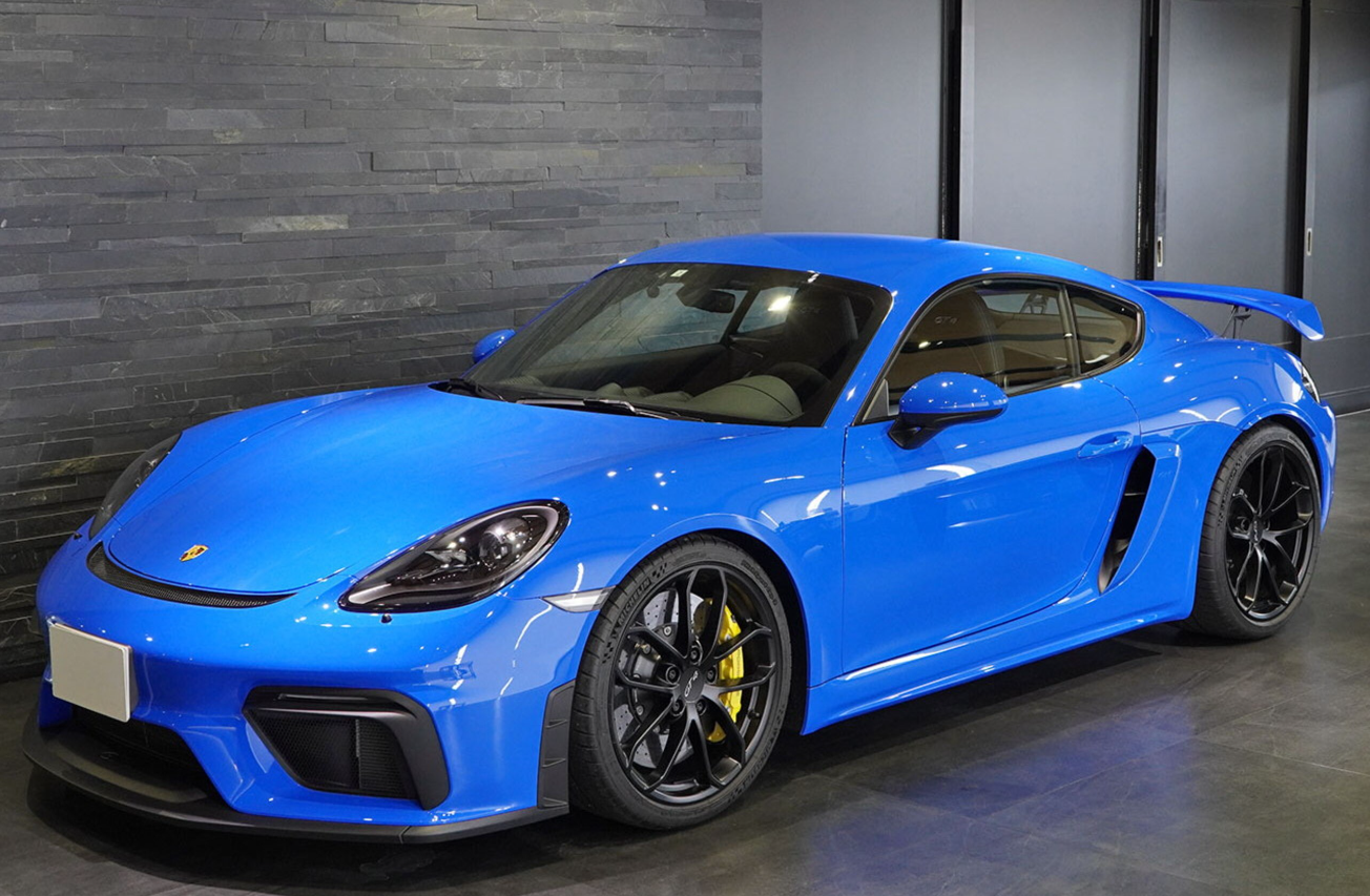 Porsche 718 Cayman GT4