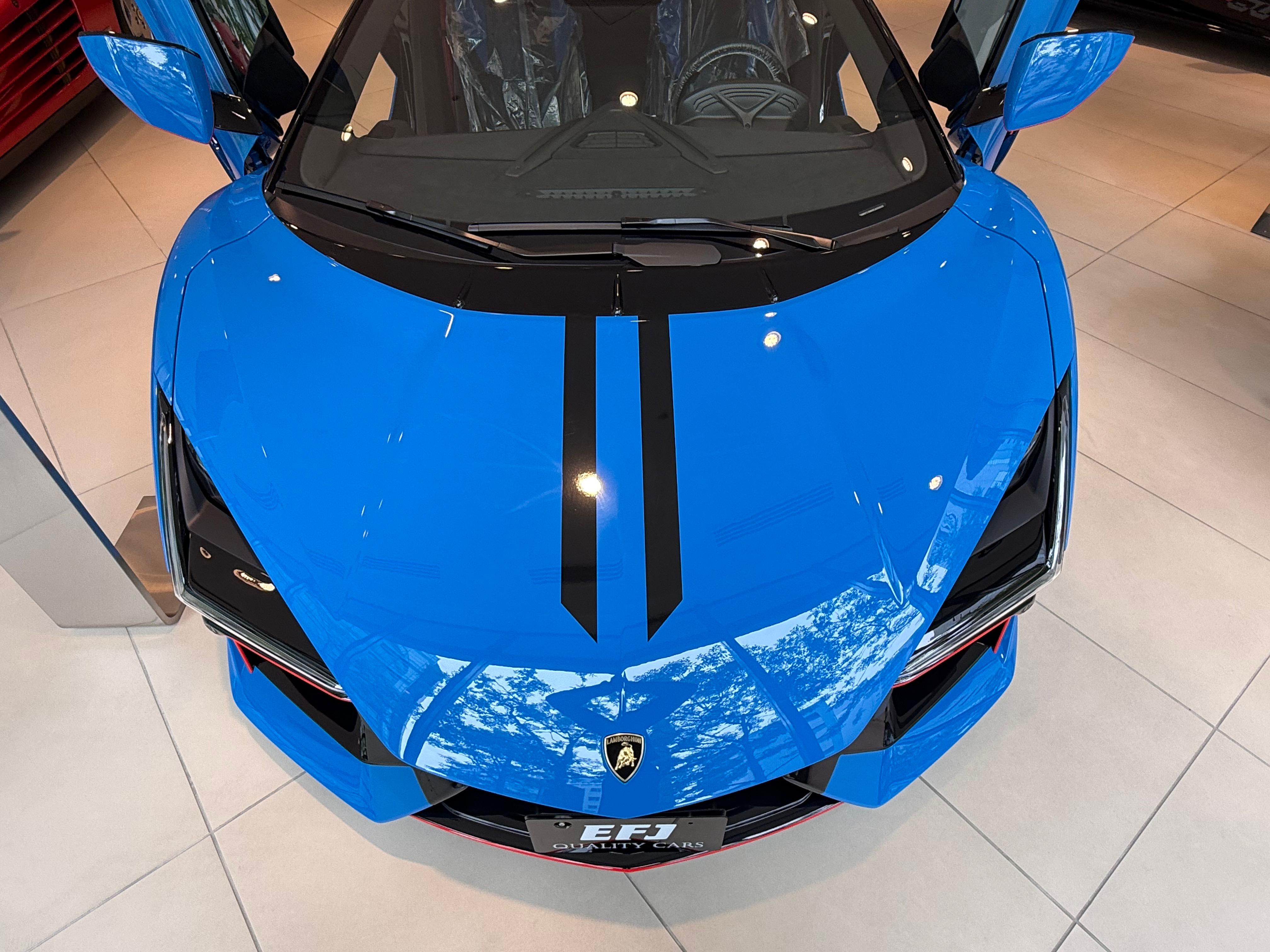 Lamborghini Revuelto (photo: 3)