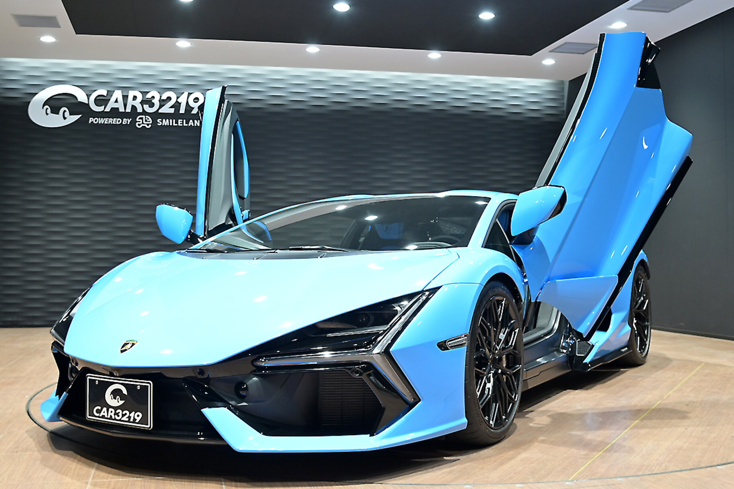 Lamborghini Revuelto