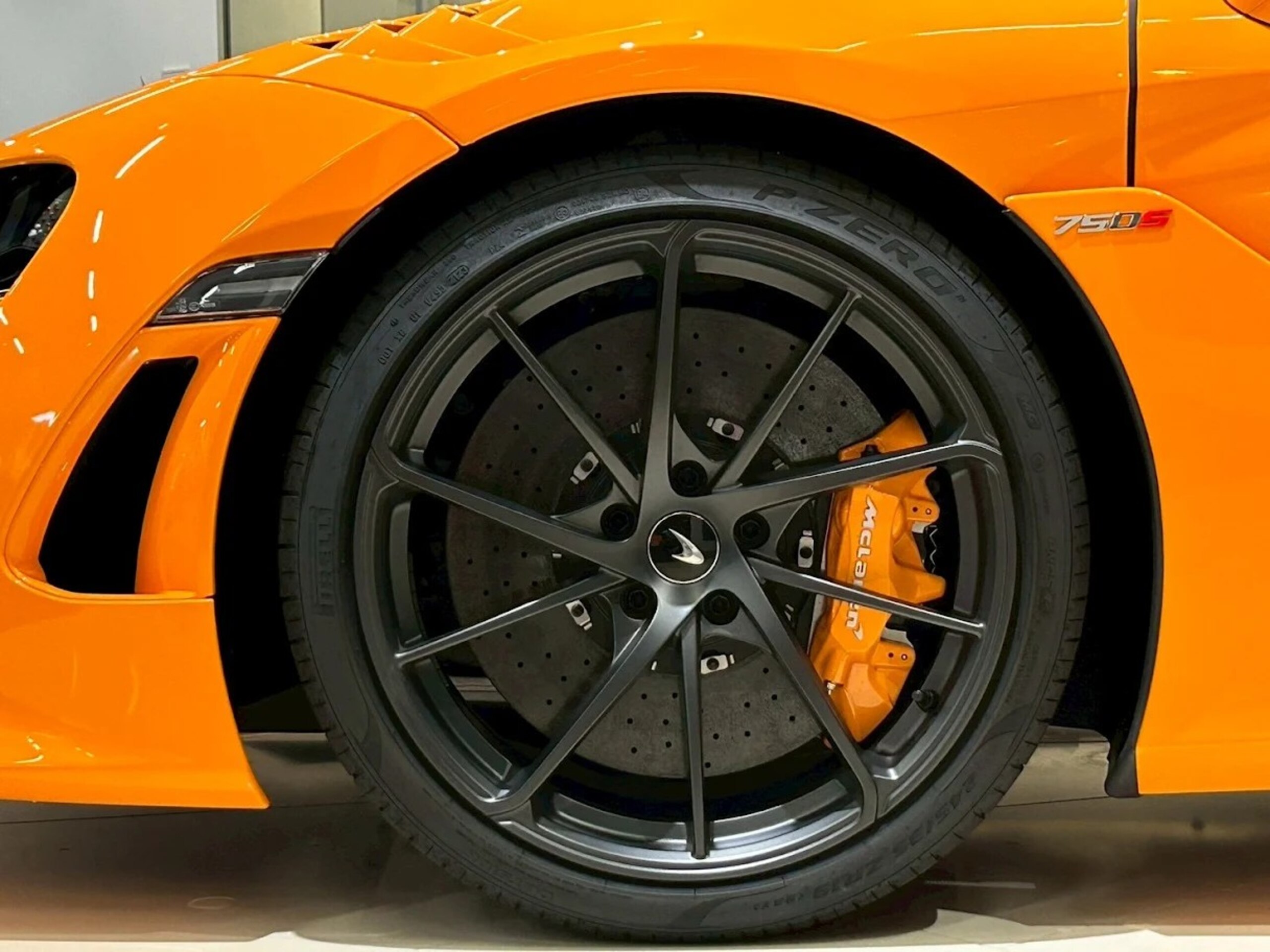 McLaren 750S Spider (photo: 14)