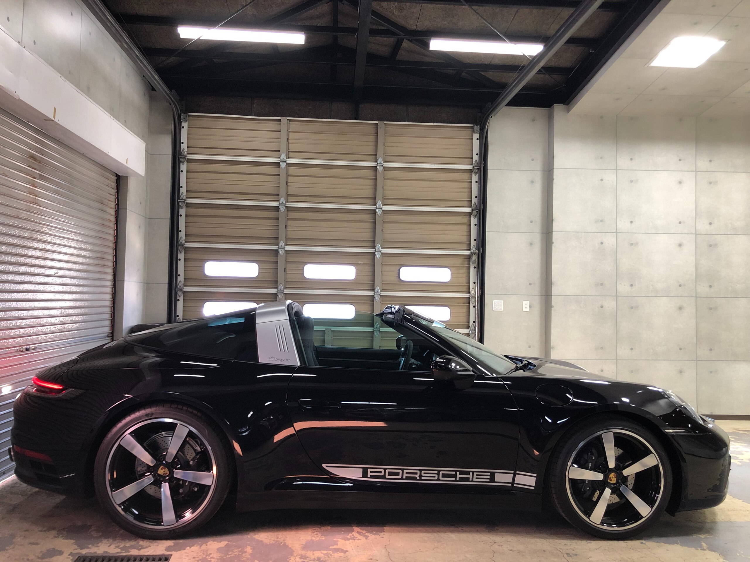Porsche 911 Targa 4 (photo: 7)