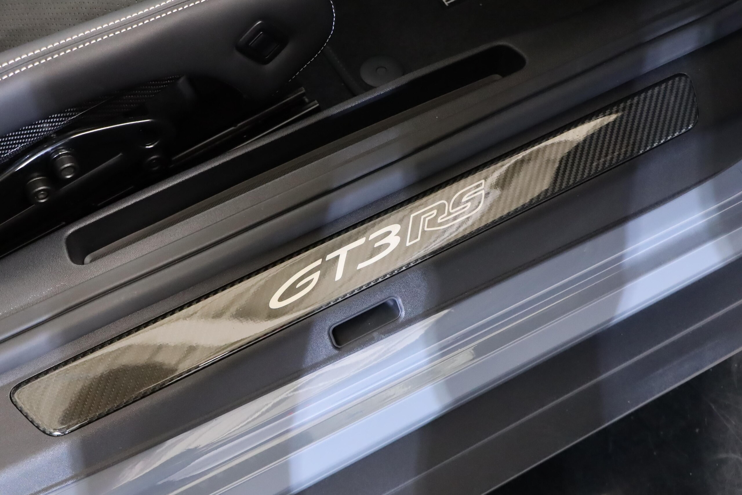 Porsche 911 GT3 RS (photo: 11)