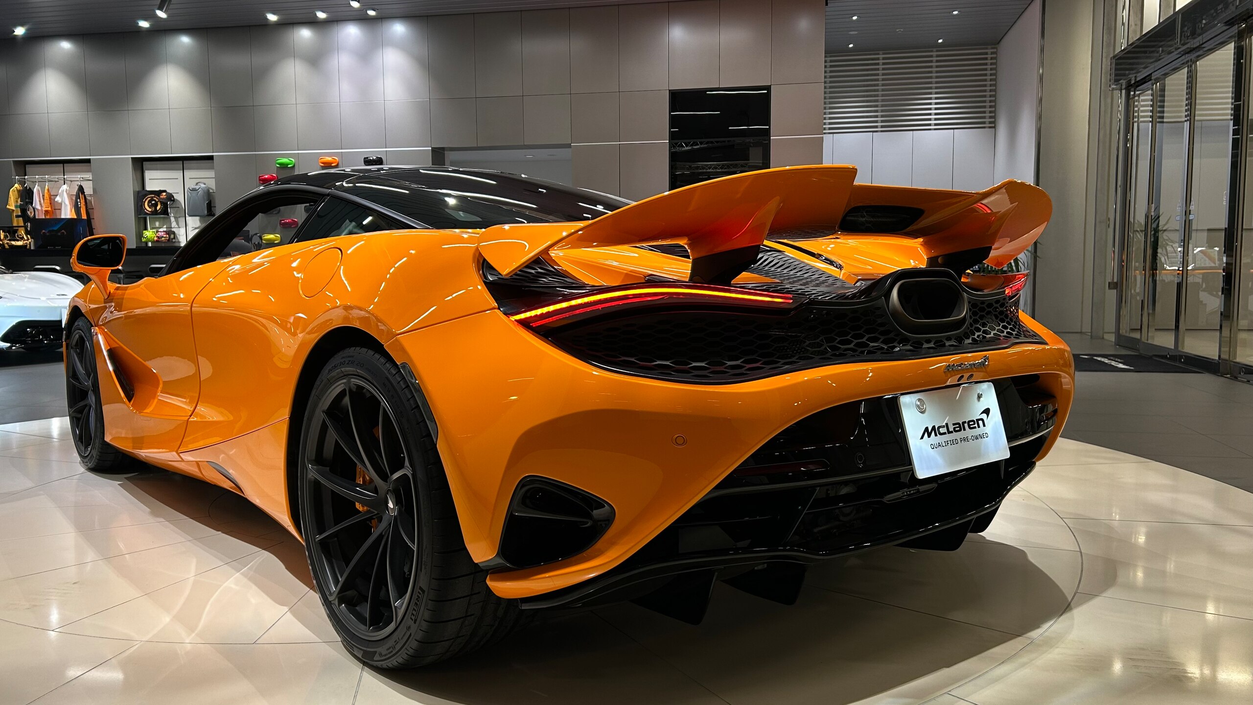 McLaren 750S (photo: 5)