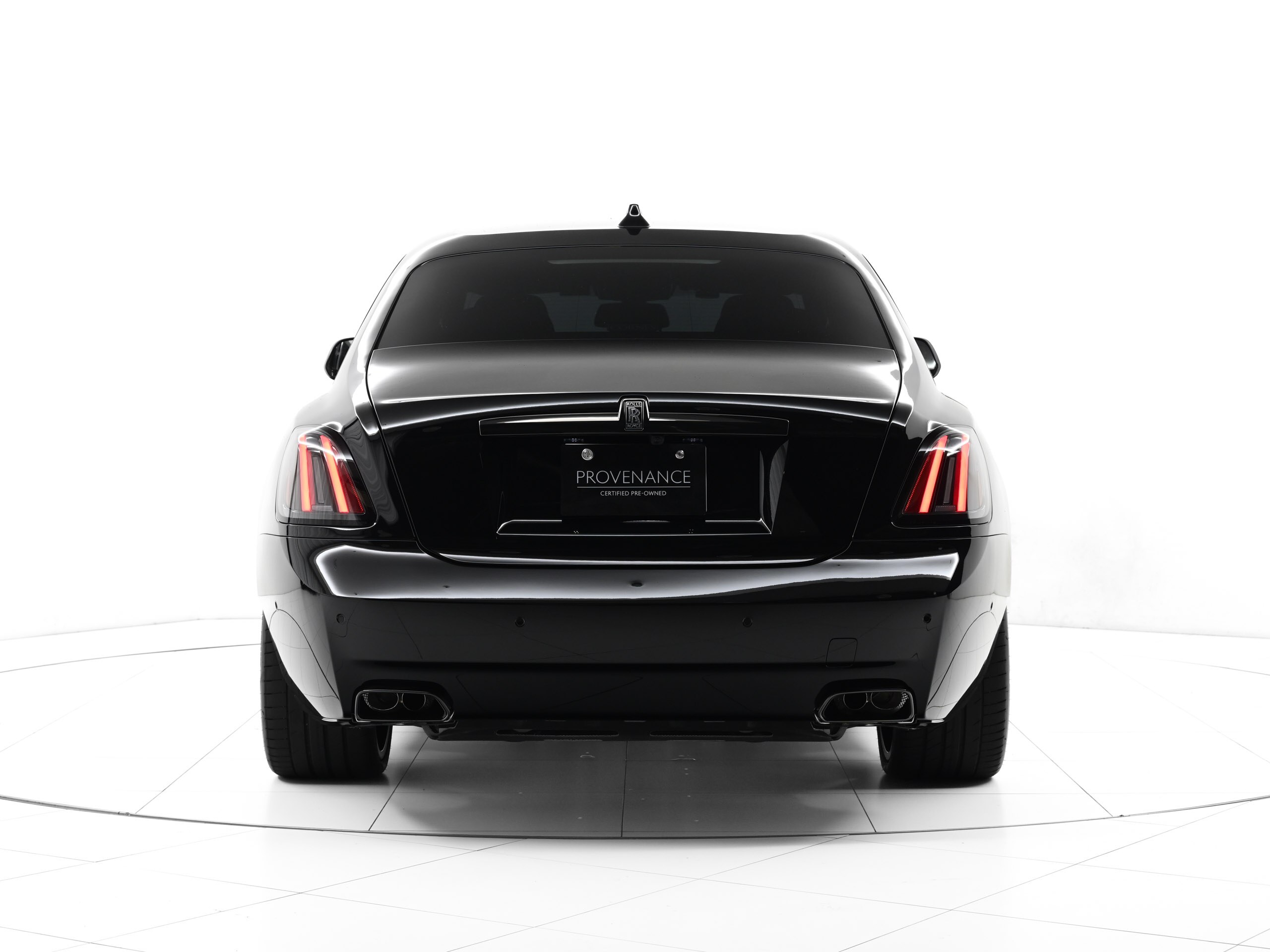 Rolls-Royce Black Badge Ghost Series II (photo: 2)