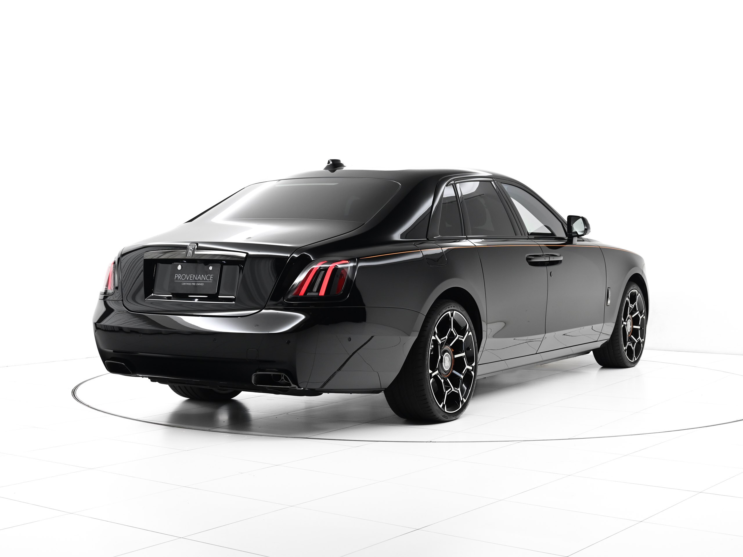 Rolls-Royce Black Badge Ghost Series II (photo: 3)