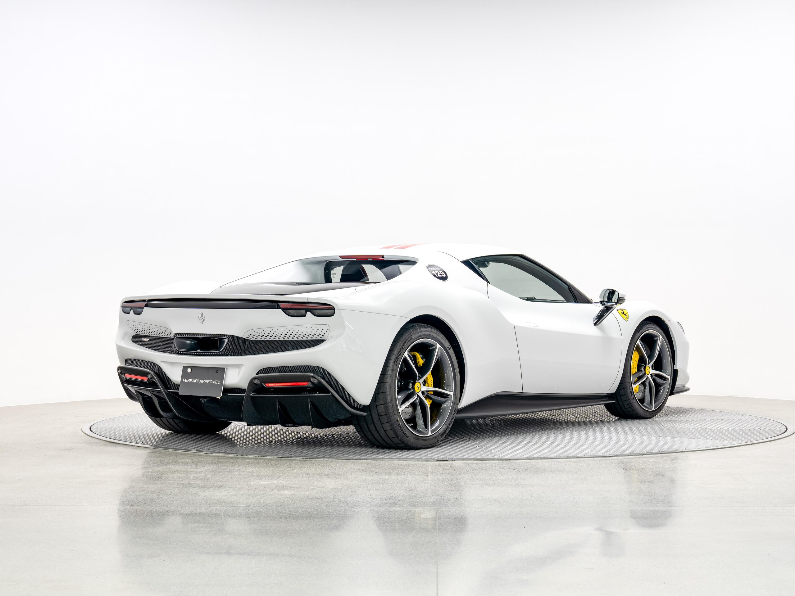 Ferrari 296GTB (photo: 5)