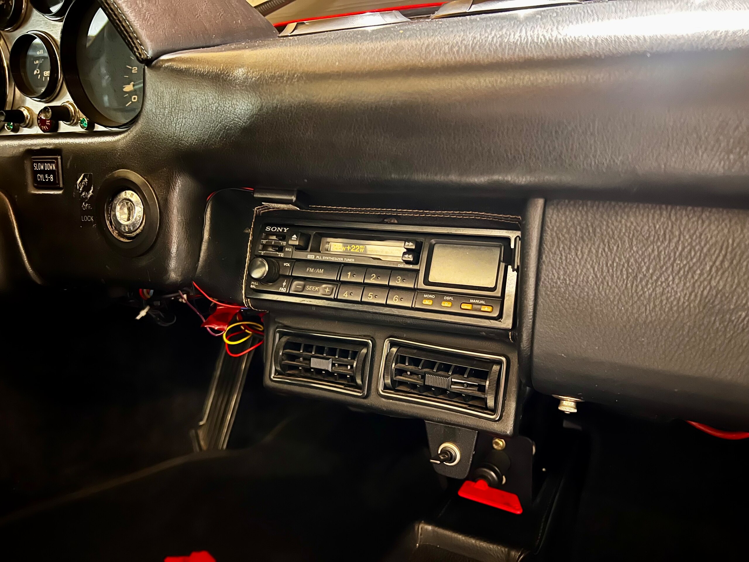 Ferrari 308GTS (photo: 11)