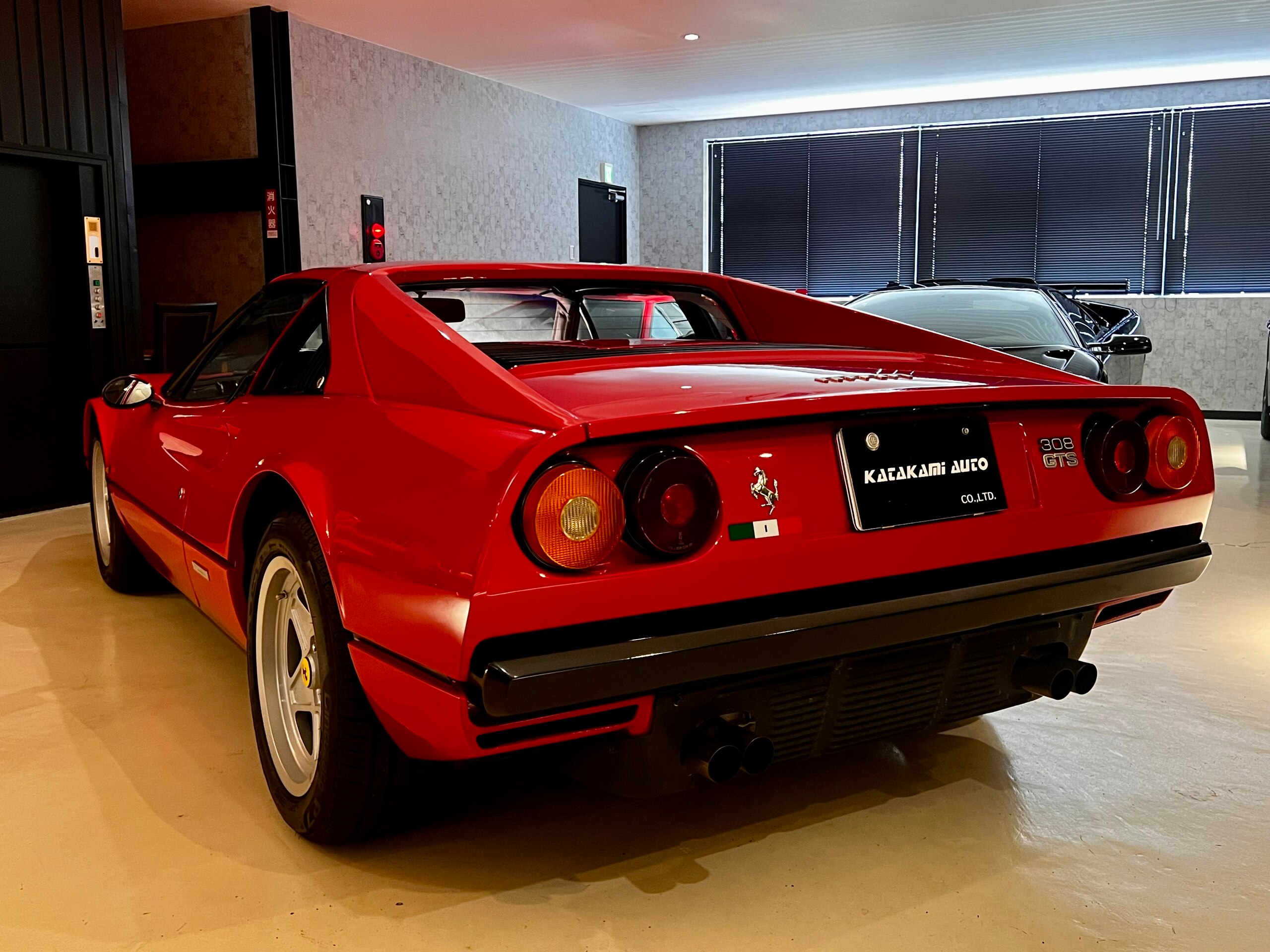 Ferrari 308GTS (photo: 5)