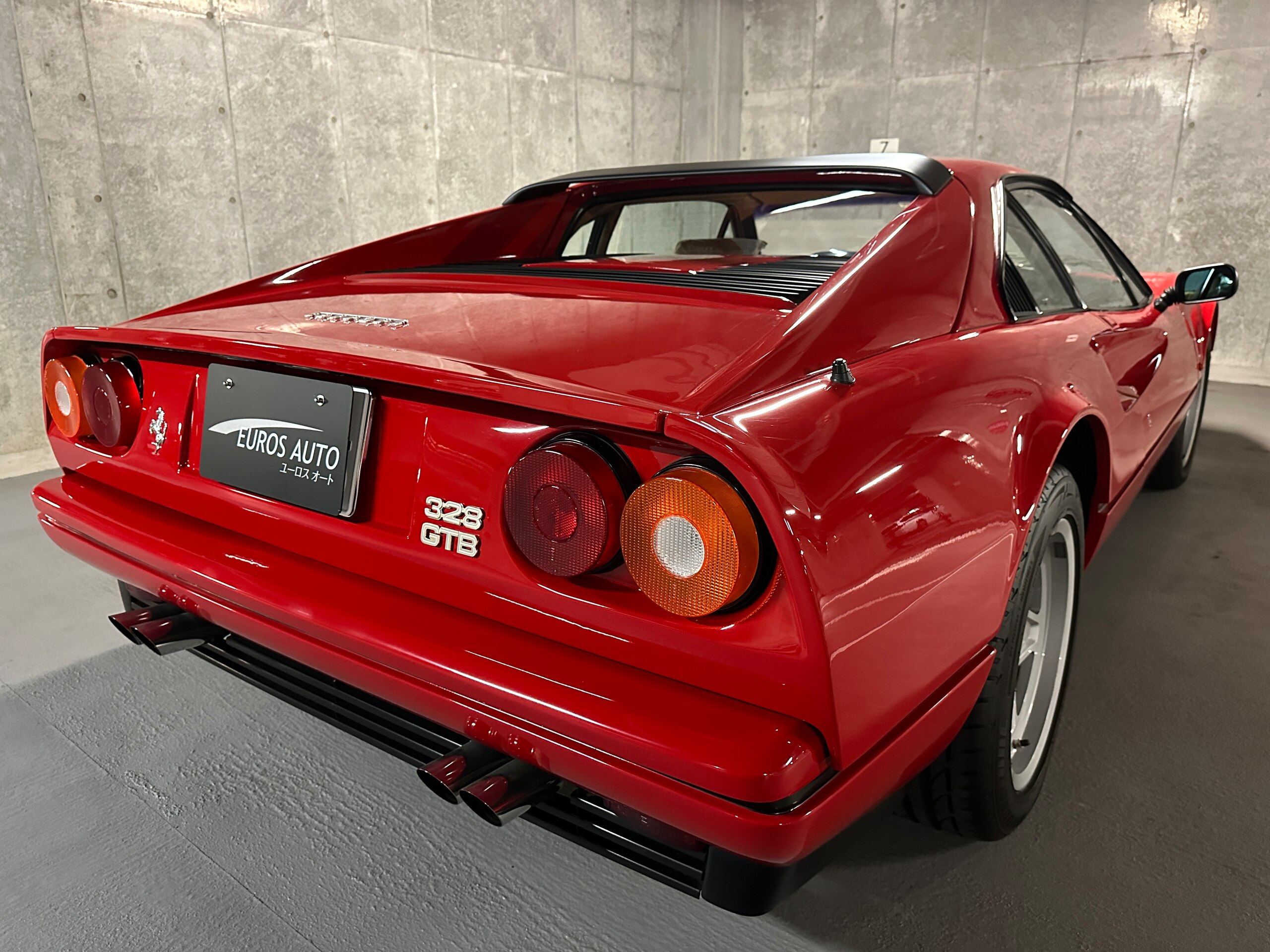 Ferrari 328 GTB (photo: 5)