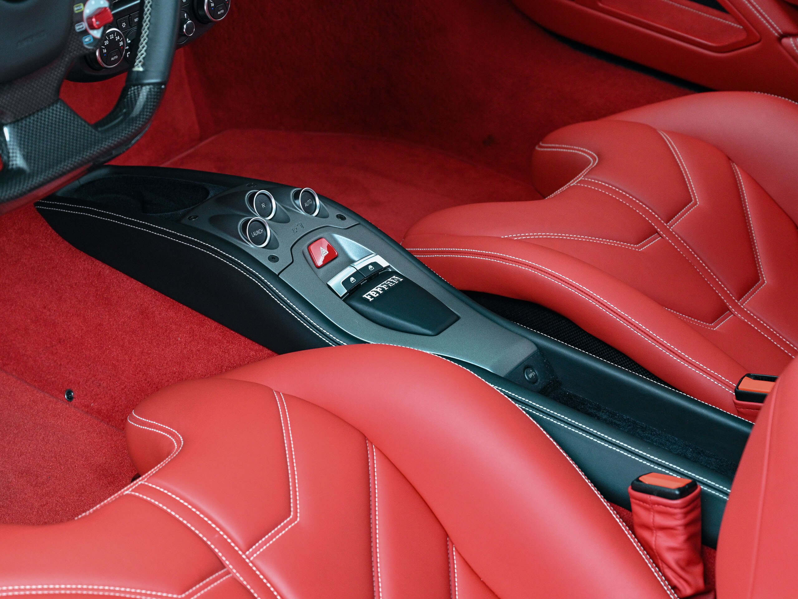 Ferrari 458 Italia F1 DCT (photo: 13)